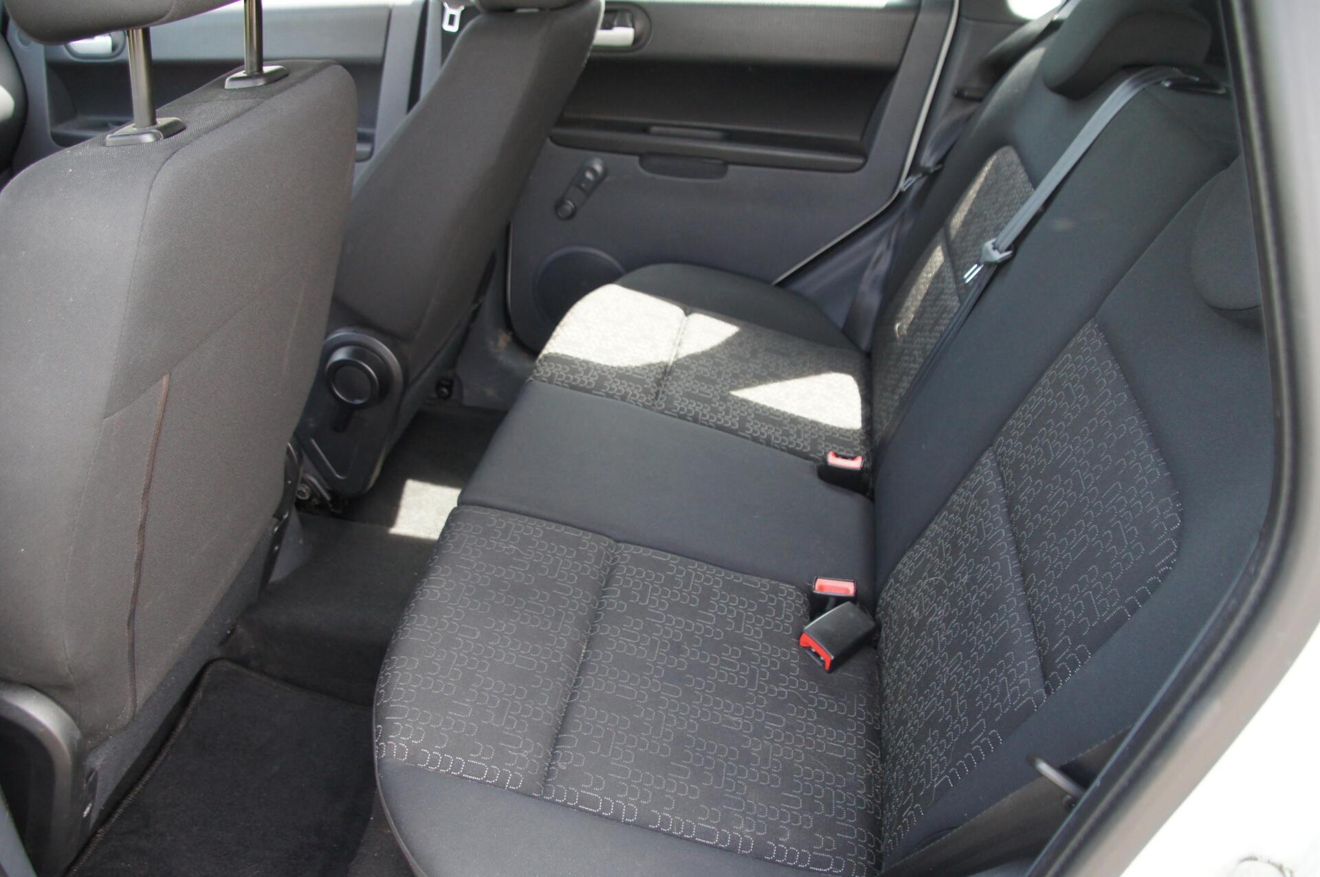 Foto van Mitsubishi Mitsubishi Colt