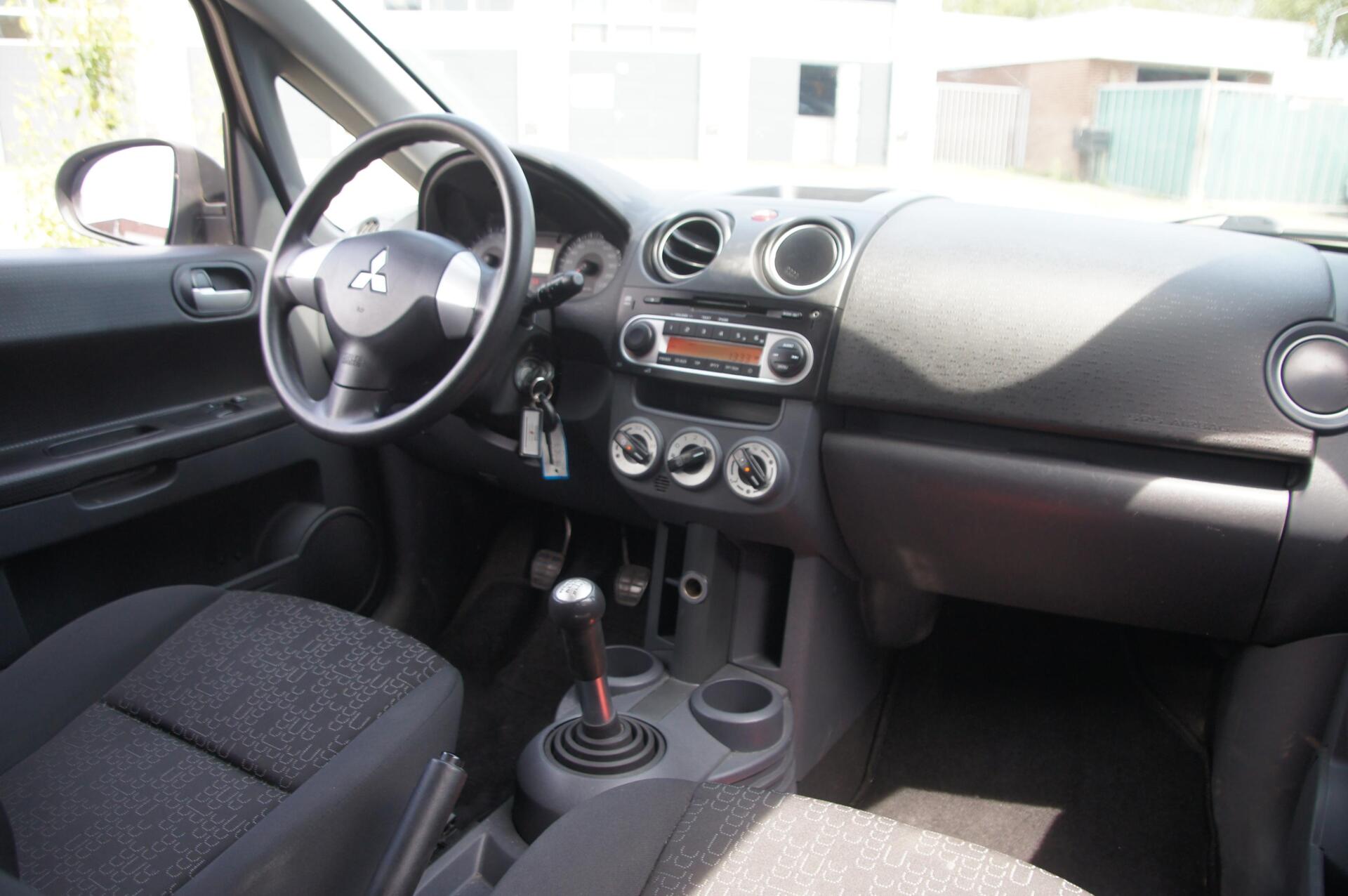 Foto van Mitsubishi Mitsubishi Colt