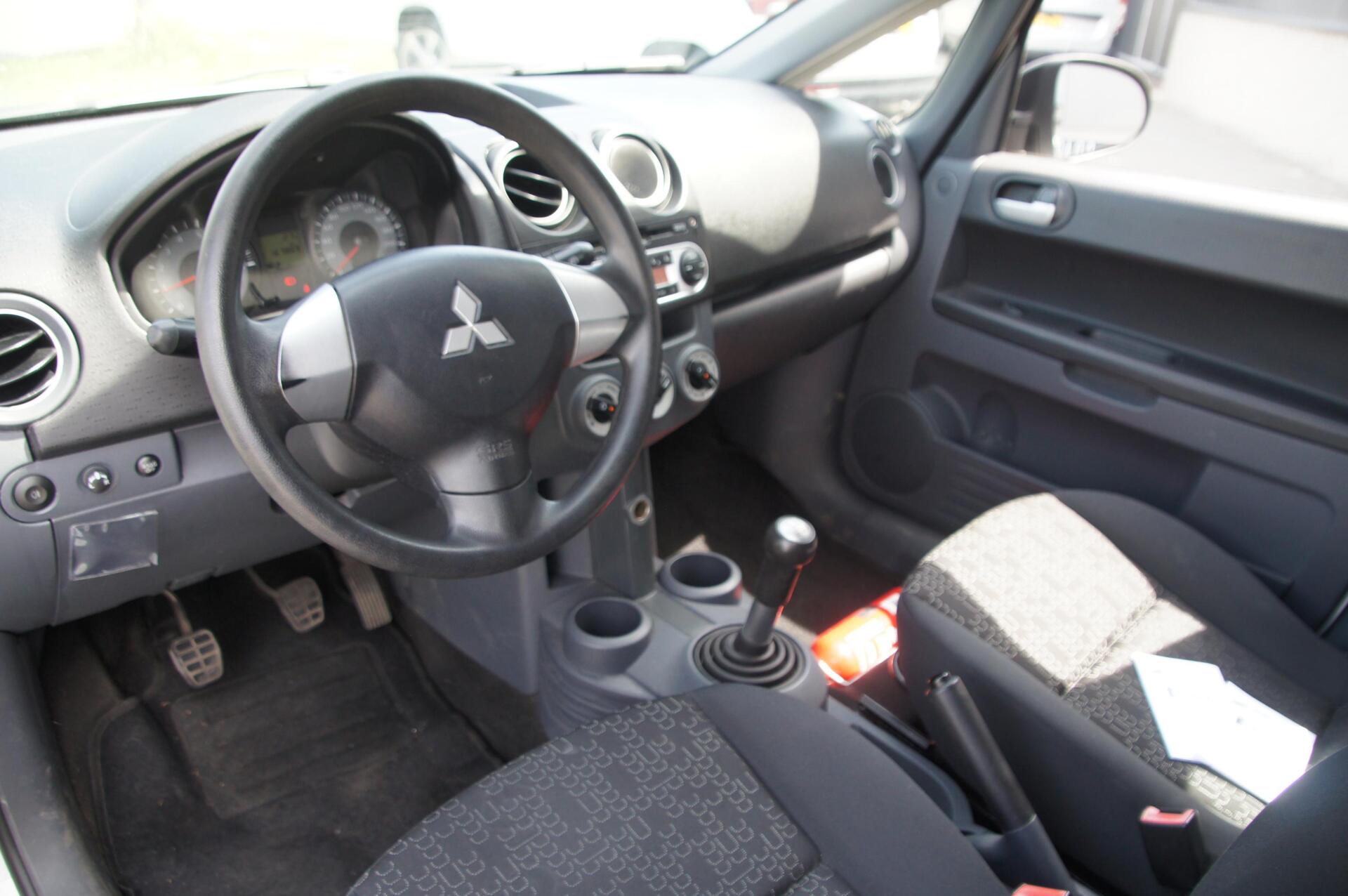 Foto van Mitsubishi Mitsubishi Colt