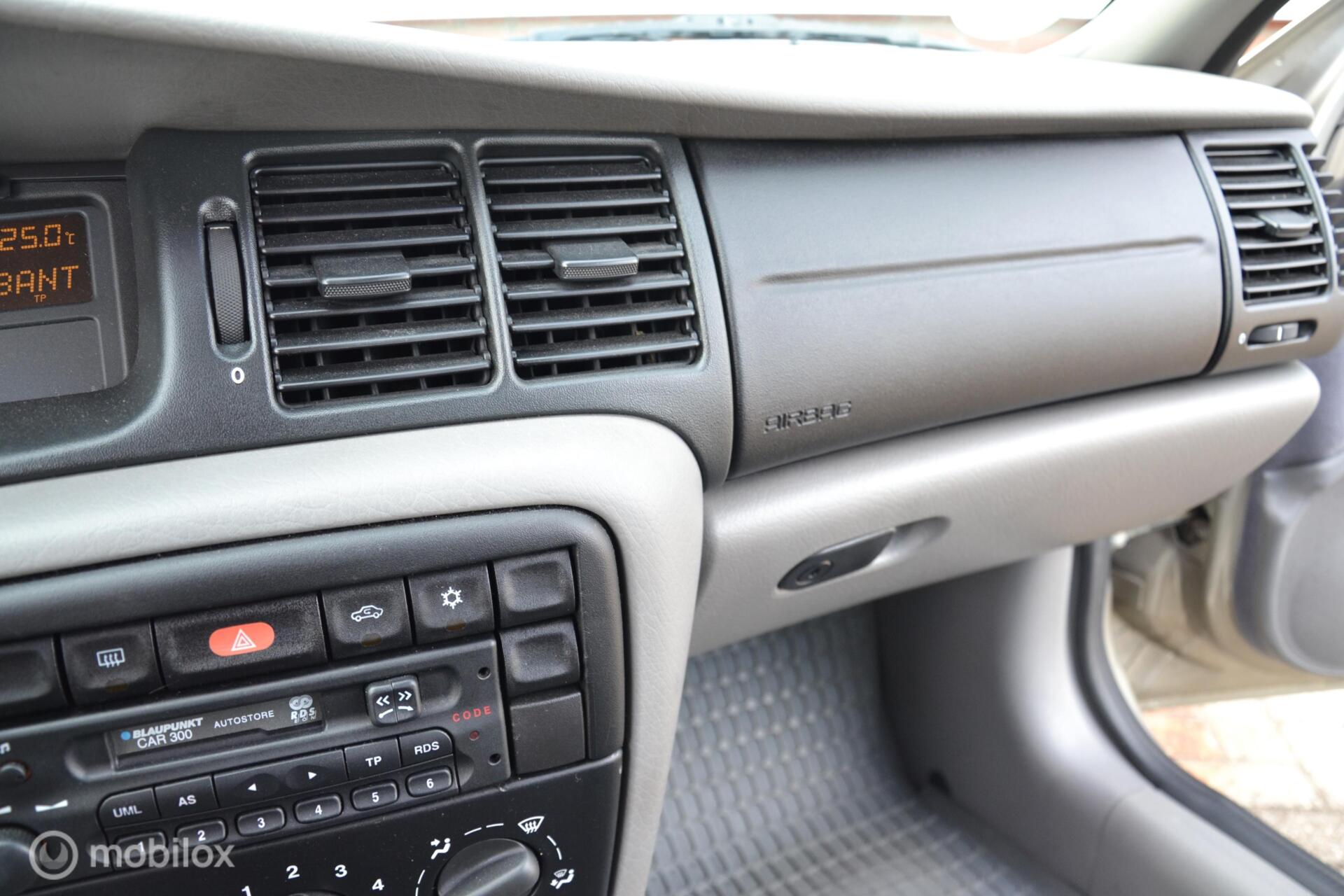 Foto van Opel Vectra-b