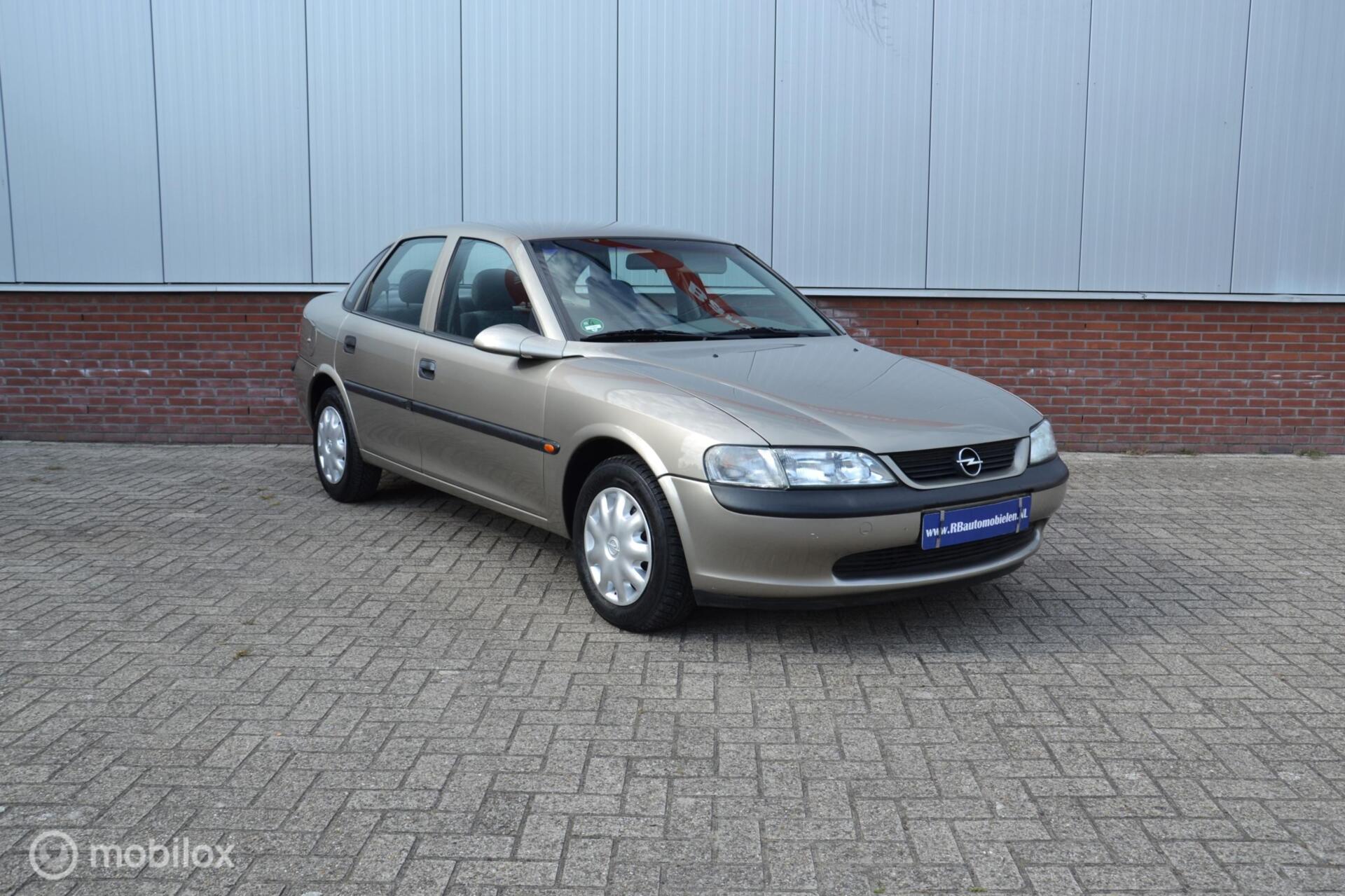 Foto van Opel Vectra-b
