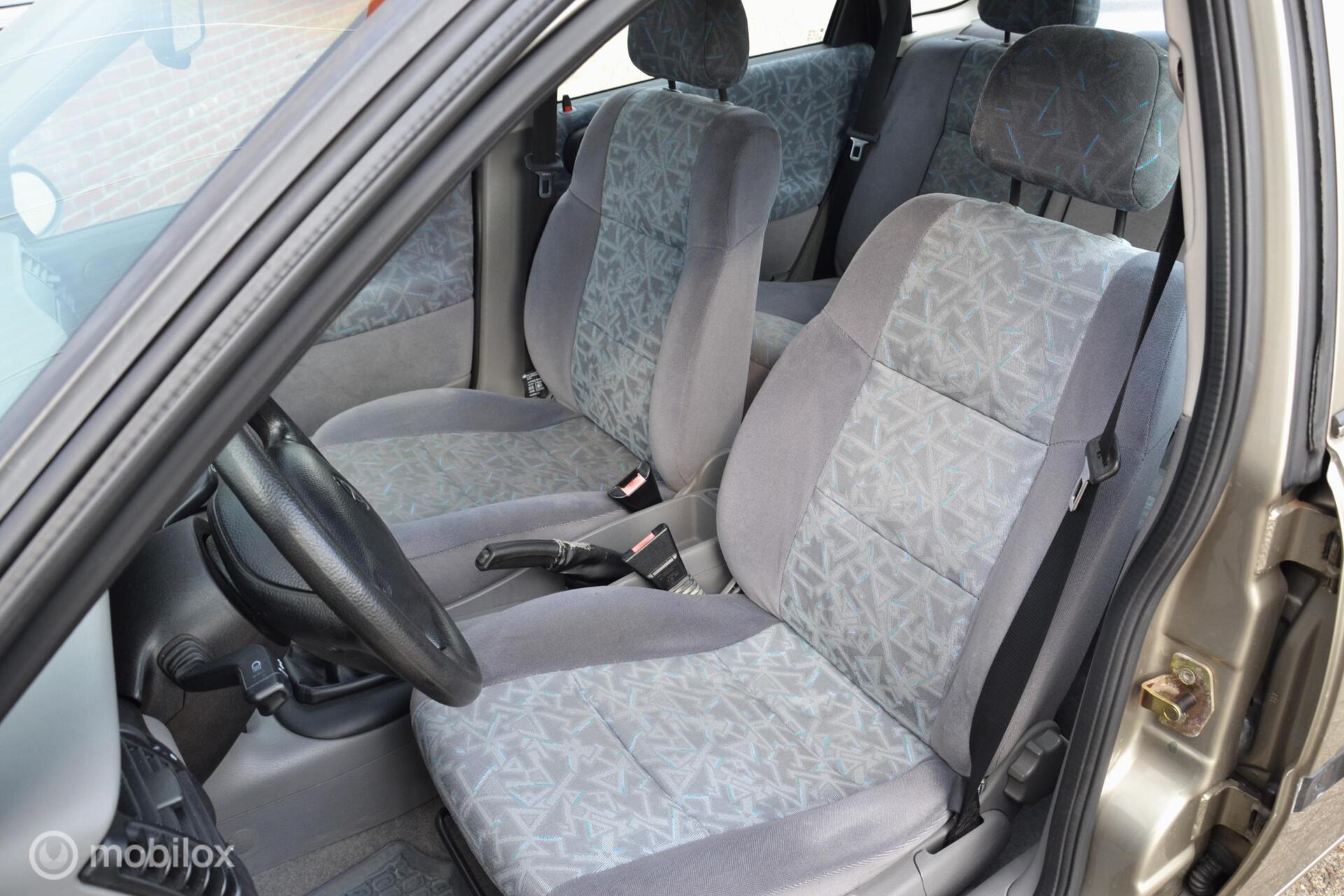 Foto van Opel Vectra-b
