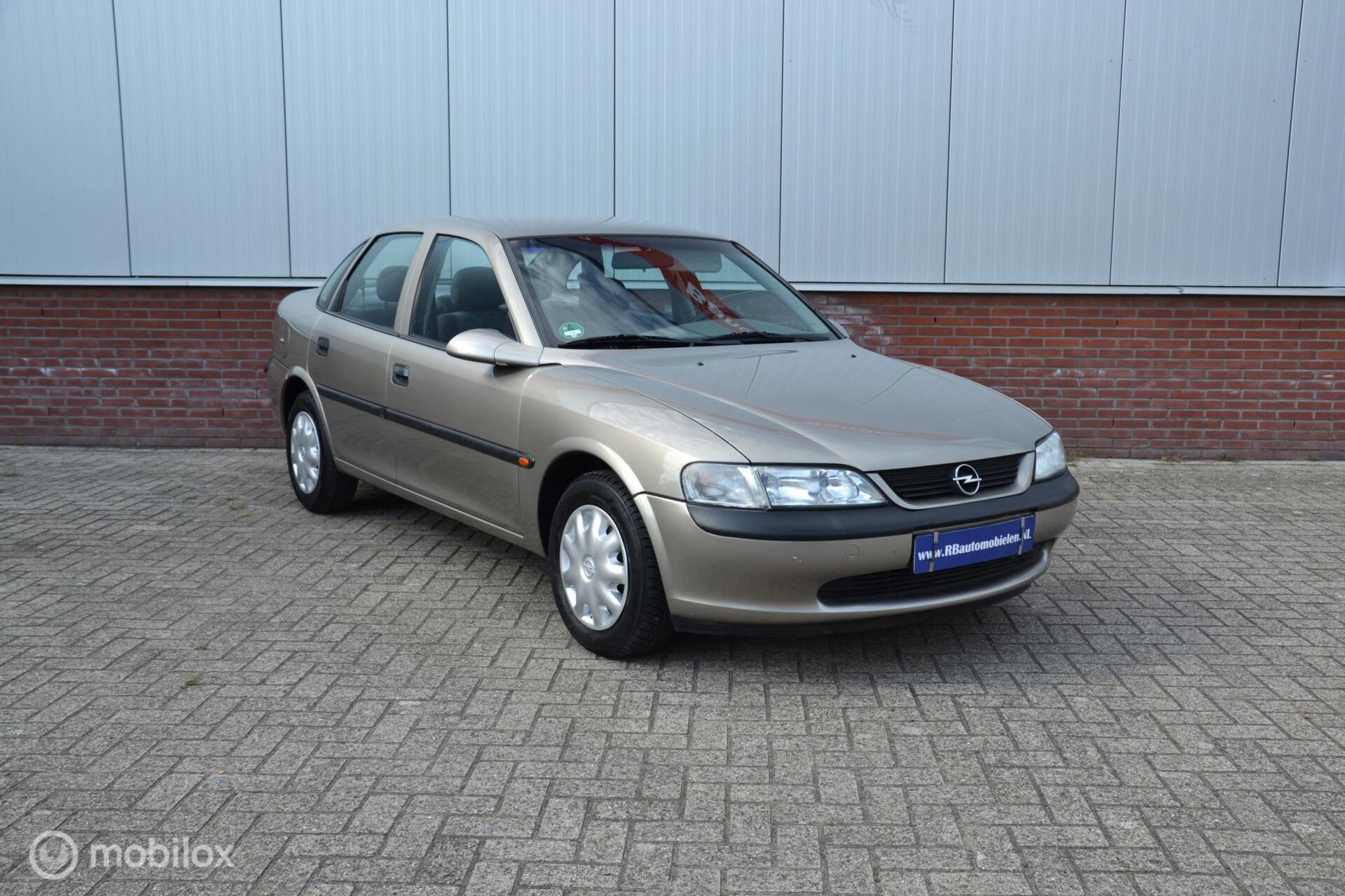 Foto van Opel Vectra-b