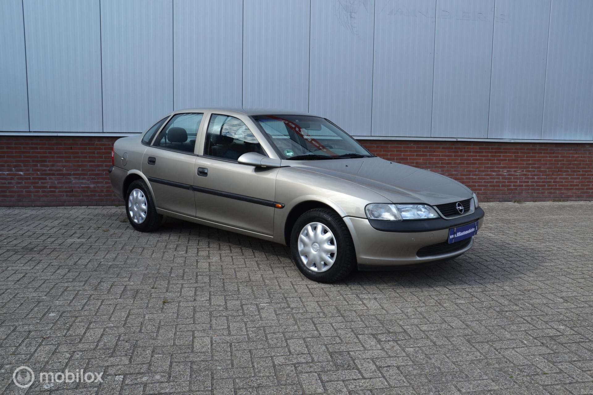 Foto van Opel Vectra-b