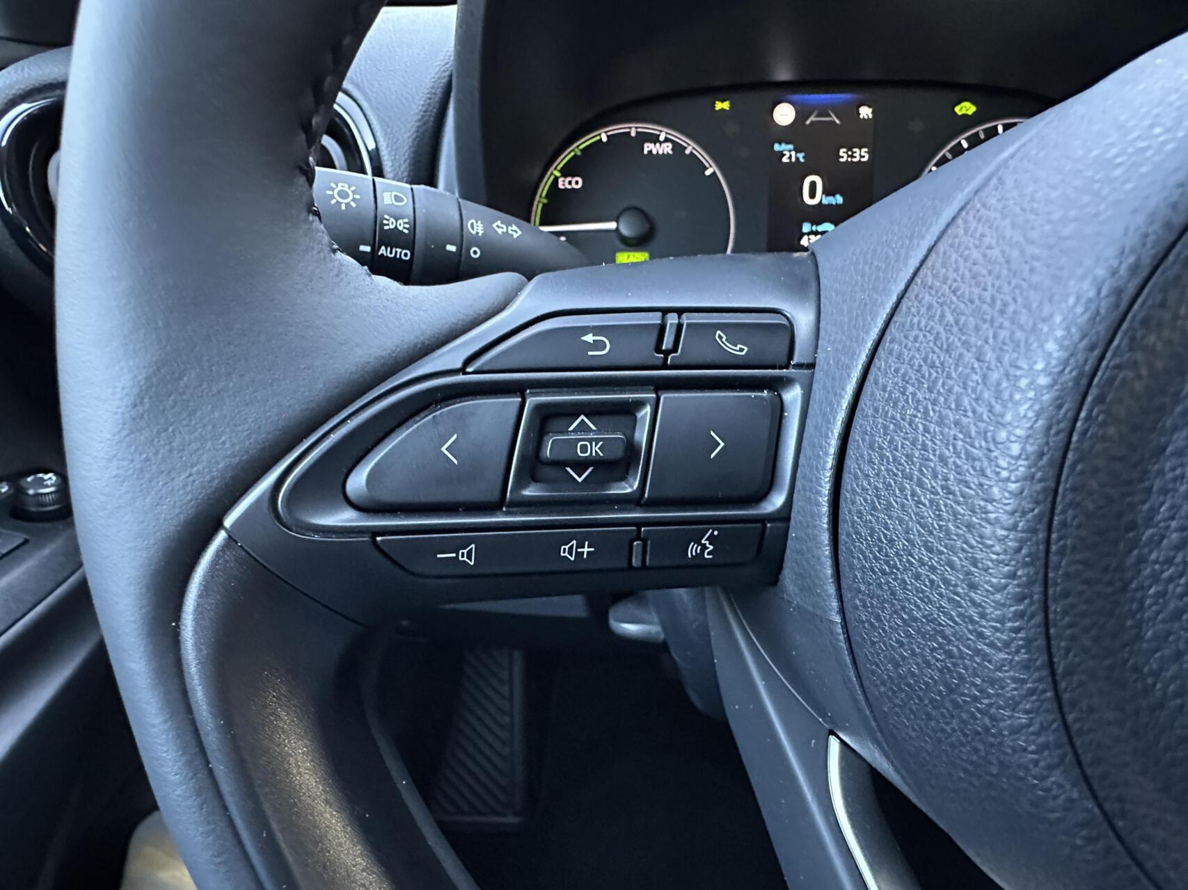 Foto van Mazda Mazda2 Hybrid