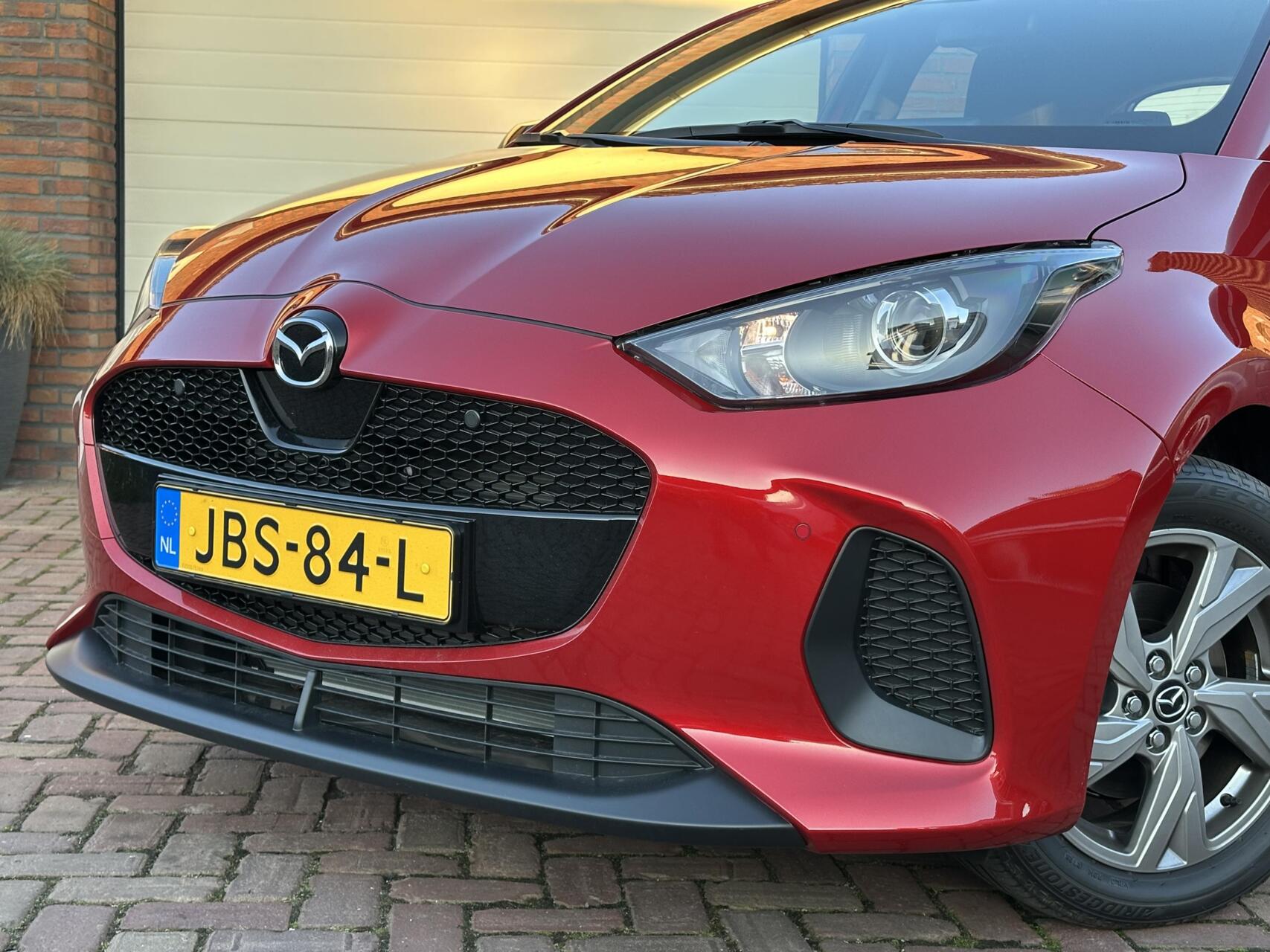 Foto van Mazda Mazda2 Hybrid