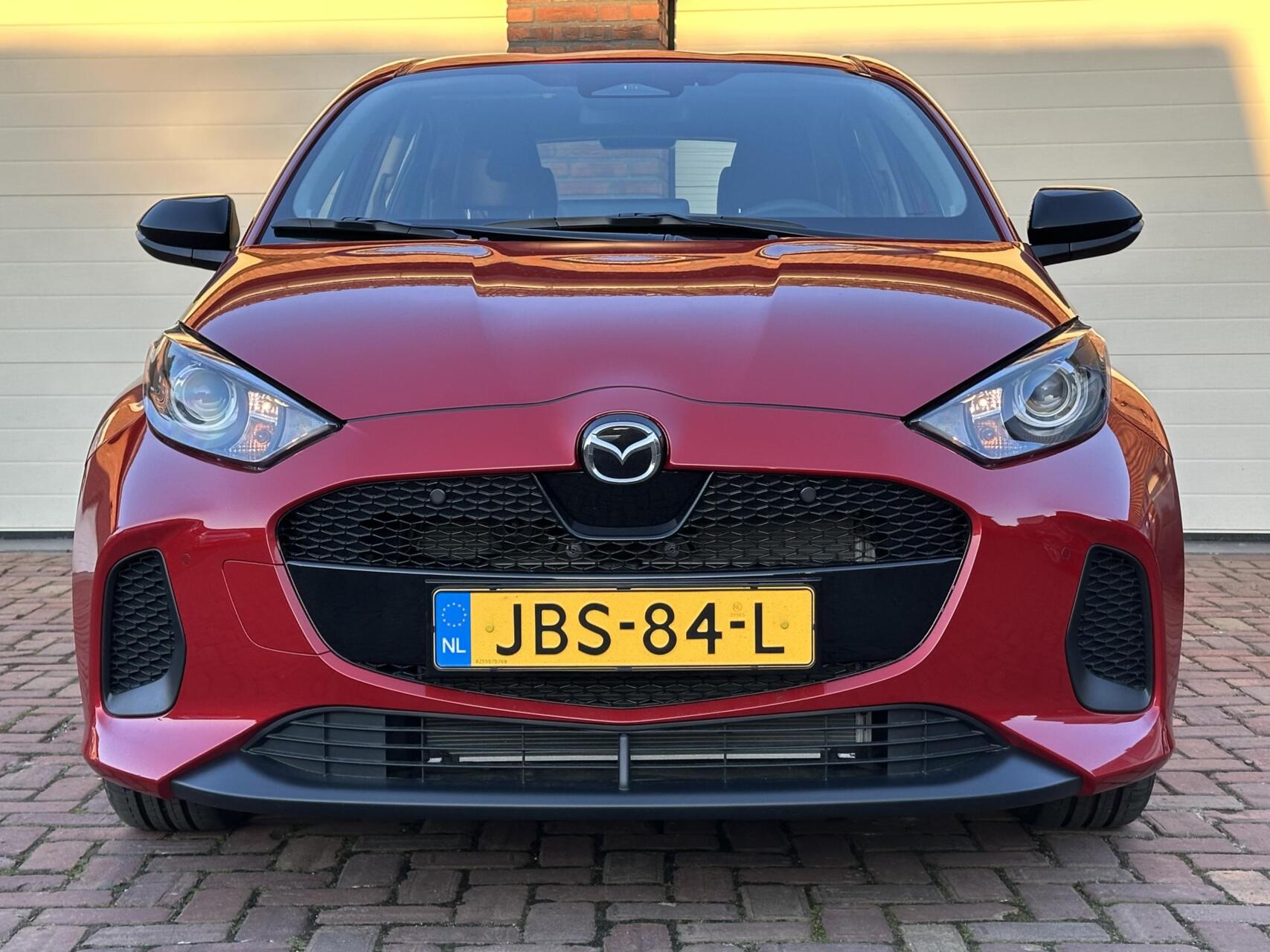 Foto van Mazda Mazda2 Hybrid