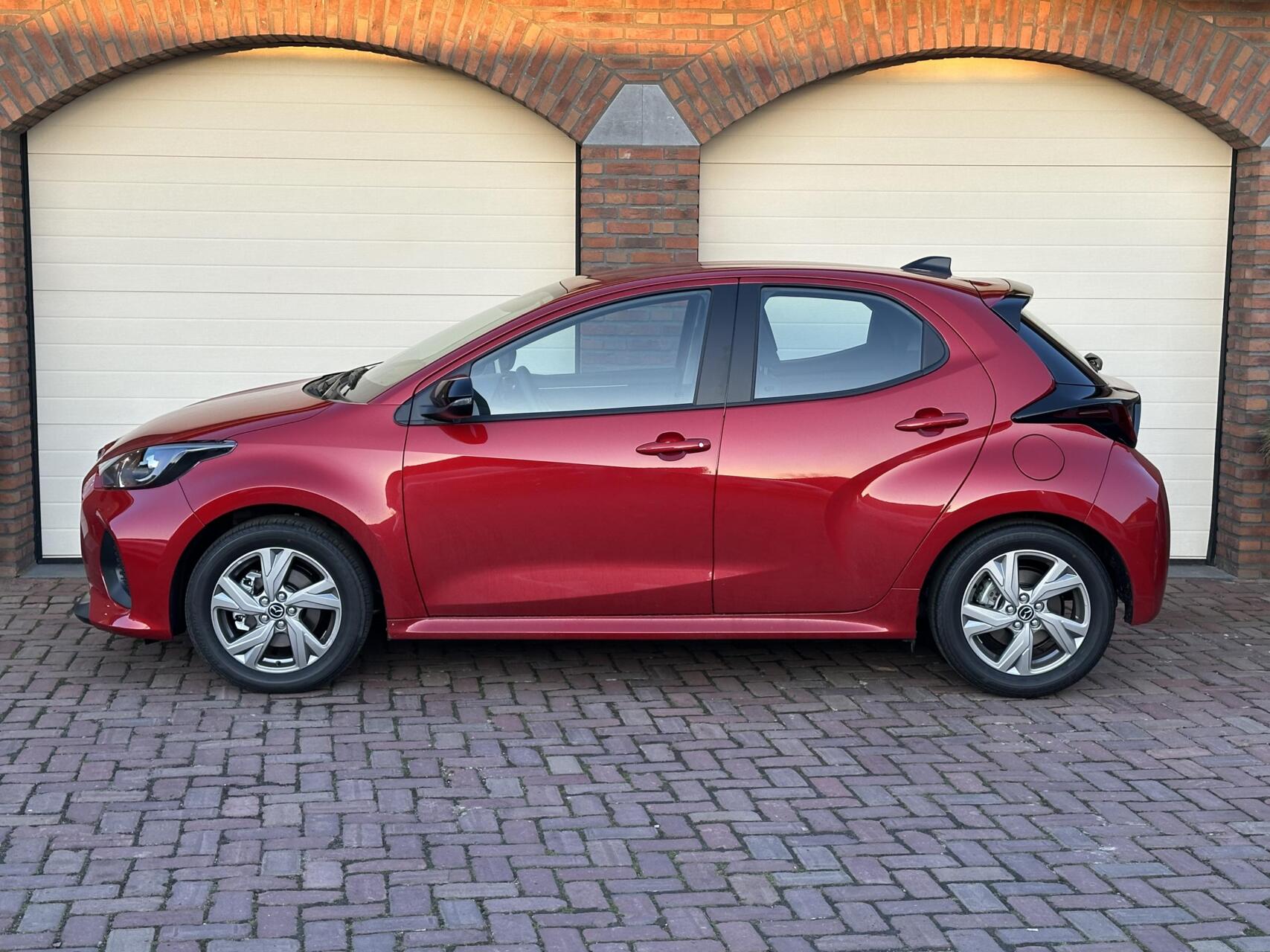Foto van Mazda Mazda2 Hybrid