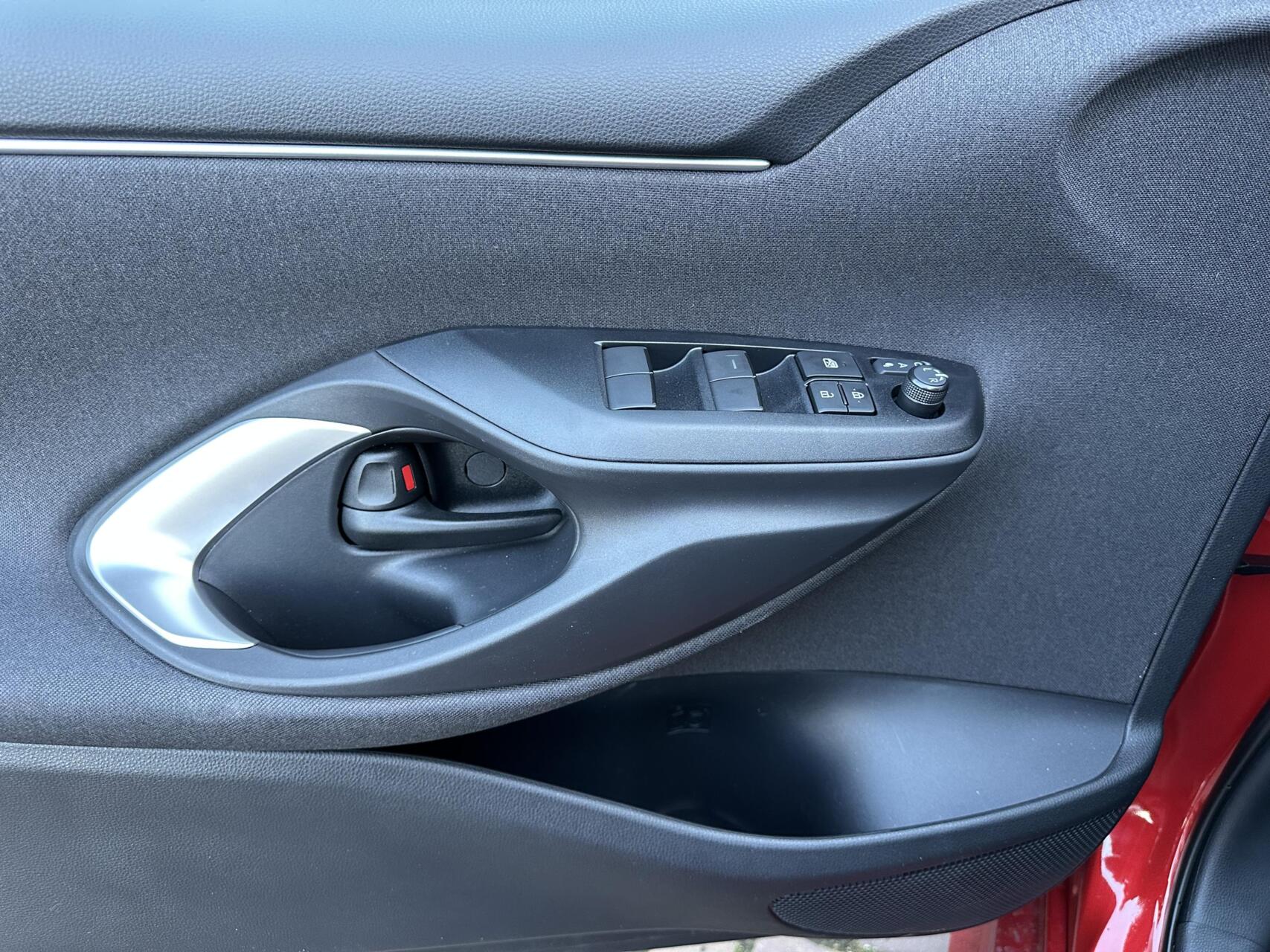 Foto van Mazda Mazda2 Hybrid