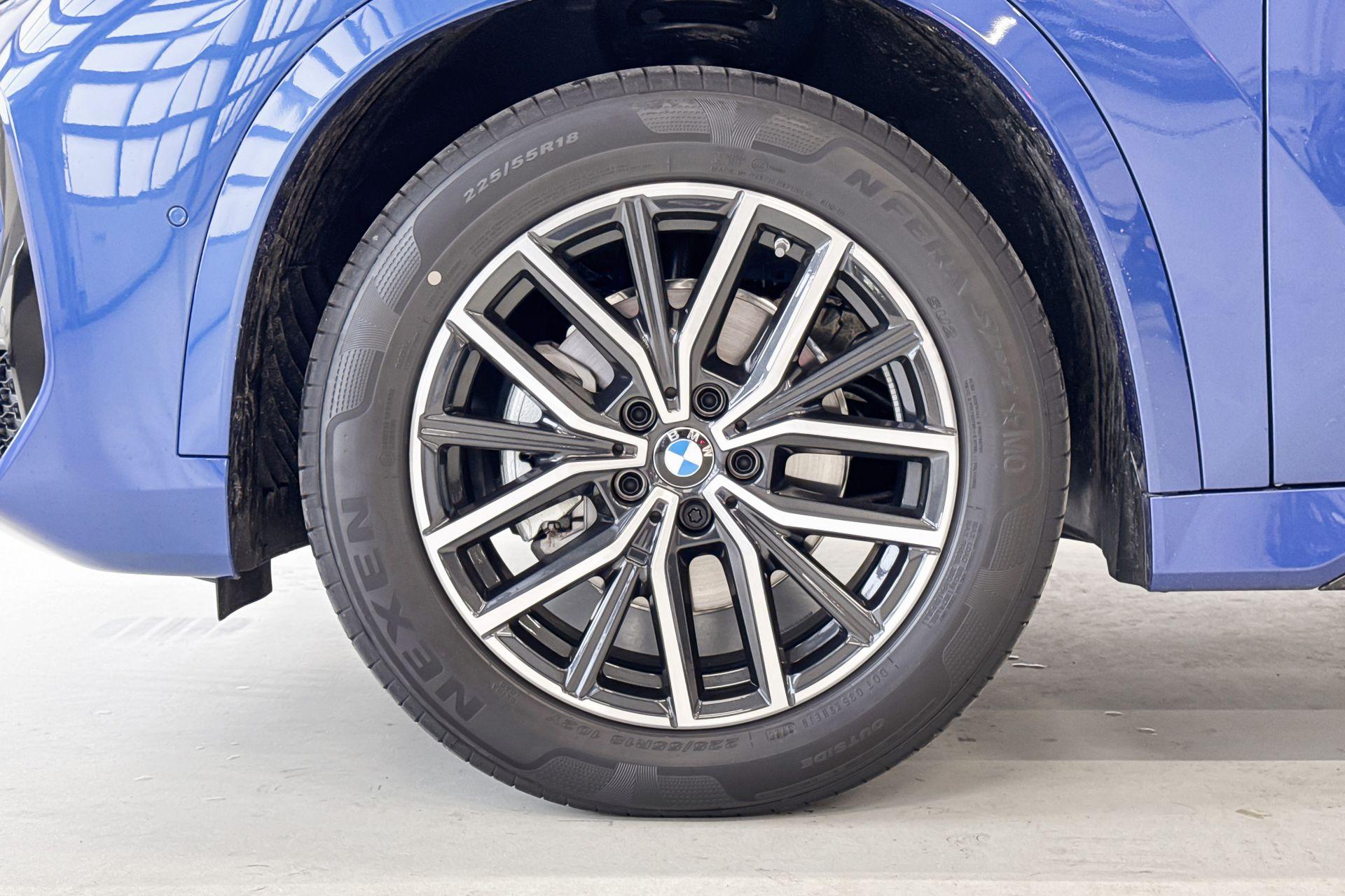 Foto van BMW Ix1 Edrive20