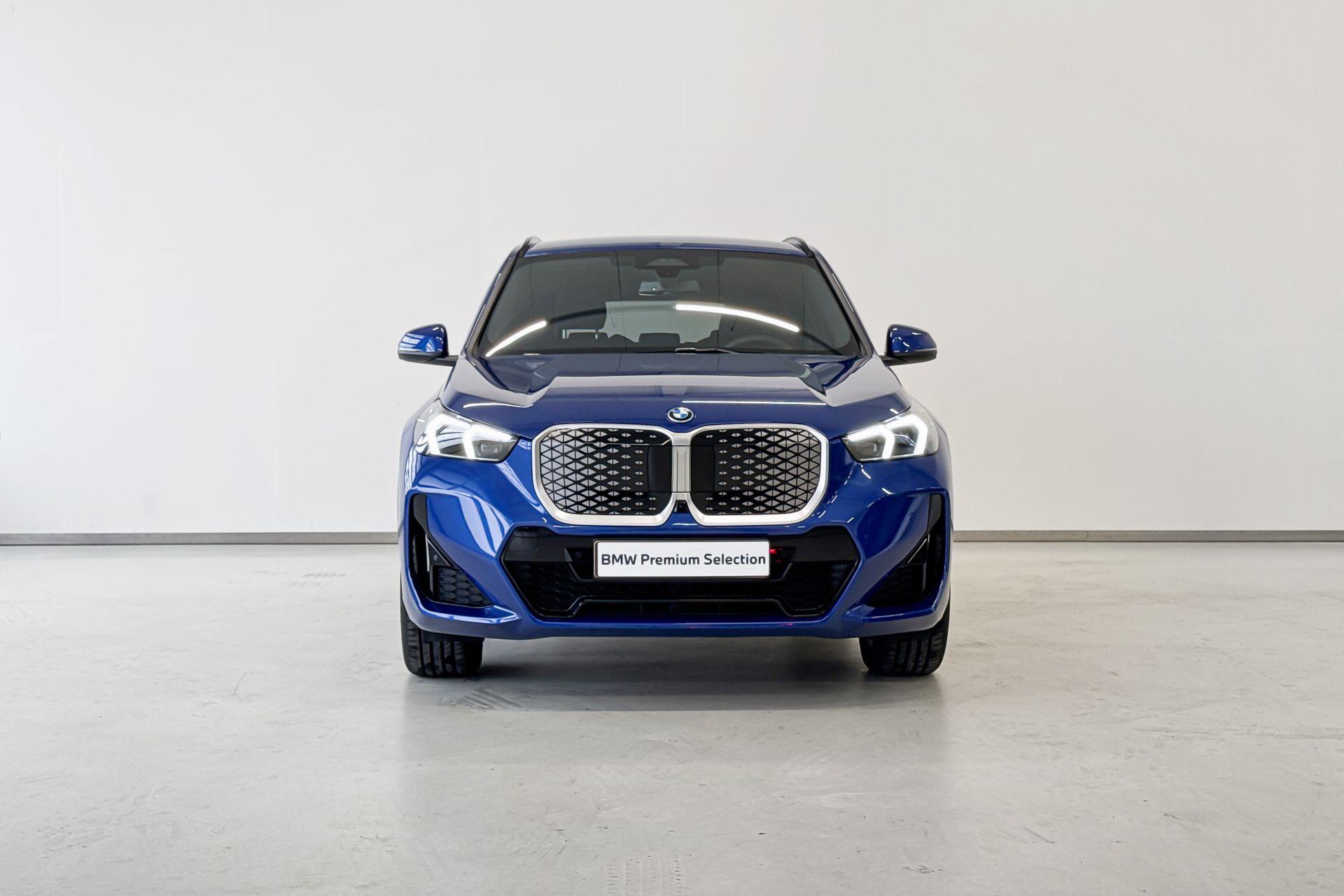 Foto van BMW Ix1 Edrive20