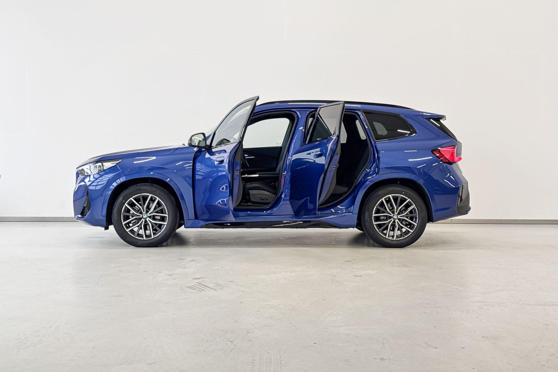 Foto van BMW Ix1 Edrive20
