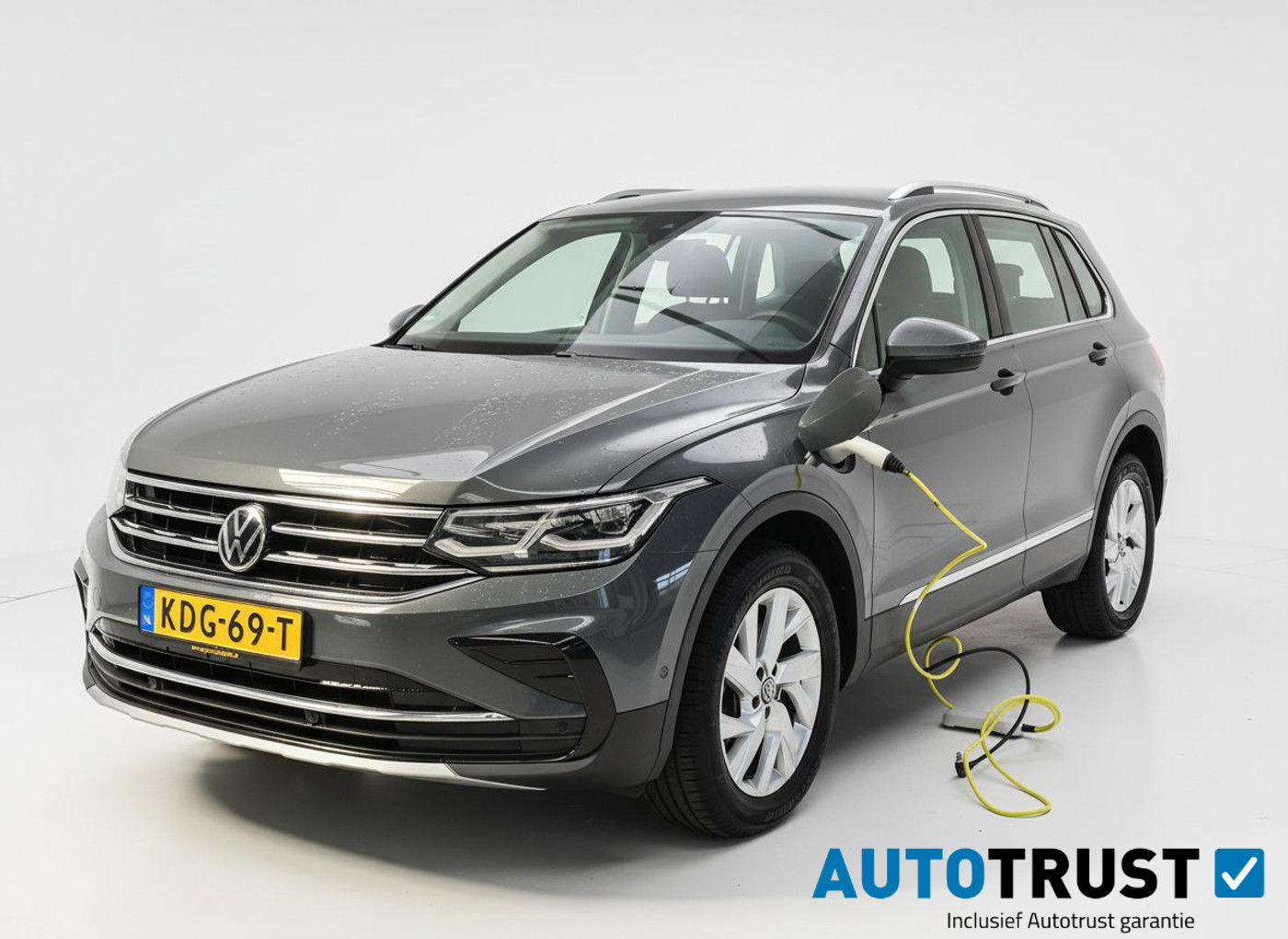 Volkswagen Tiguan 1.5 eHybrid Elegance ADAPTIVE CRUISE TREKHAAK 2022 - voorkant
