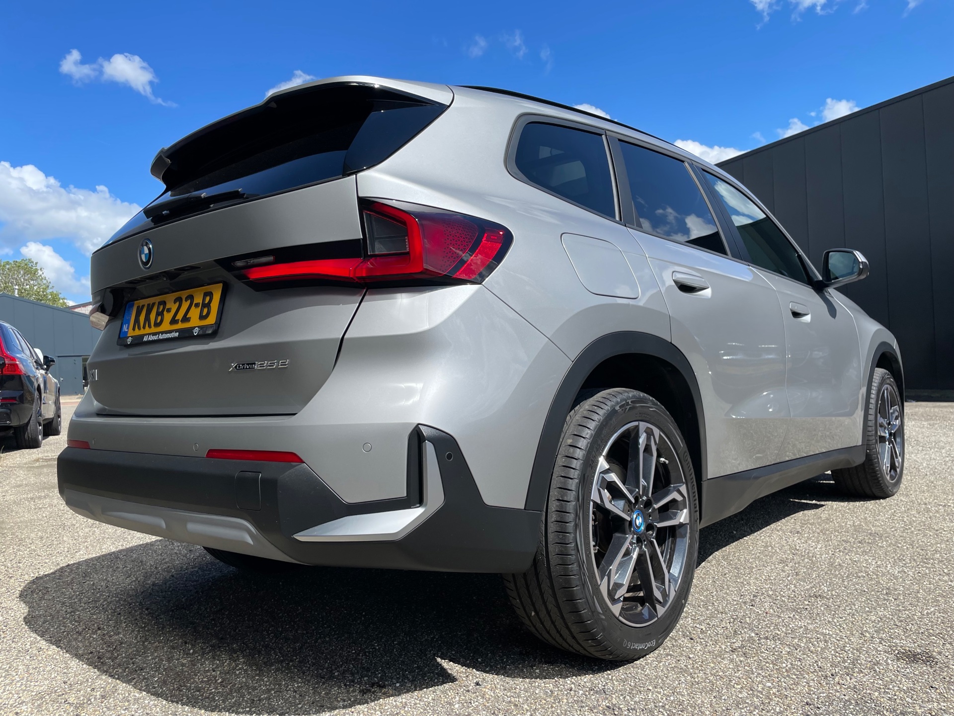 Foto van BMW X1 Xdrive25e