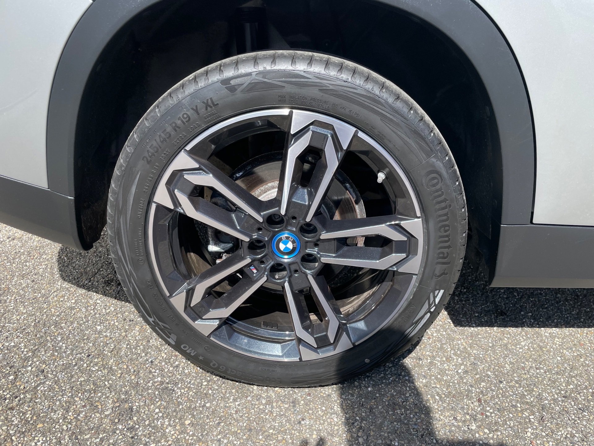 Foto van BMW X1 Xdrive25e