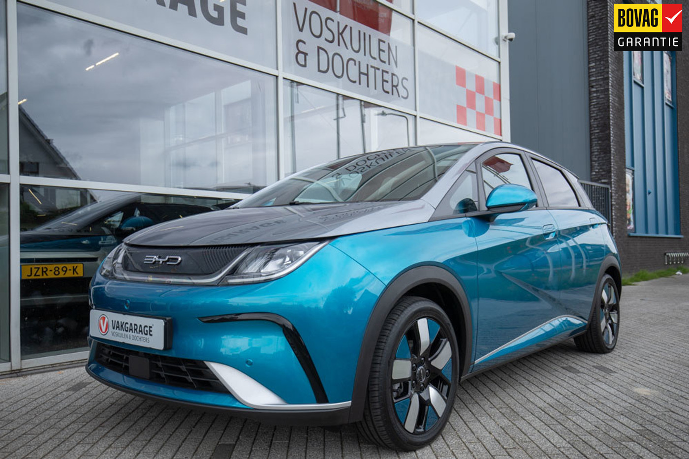 BYD BYD Dolphin Design 60.4 kWh Surfing 2024 - voorkant