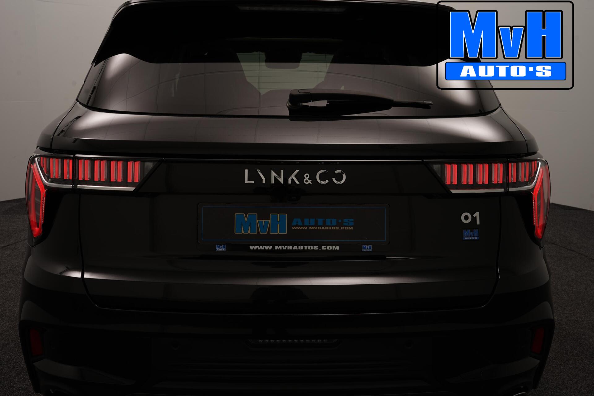 Foto van LYNK & Co 01