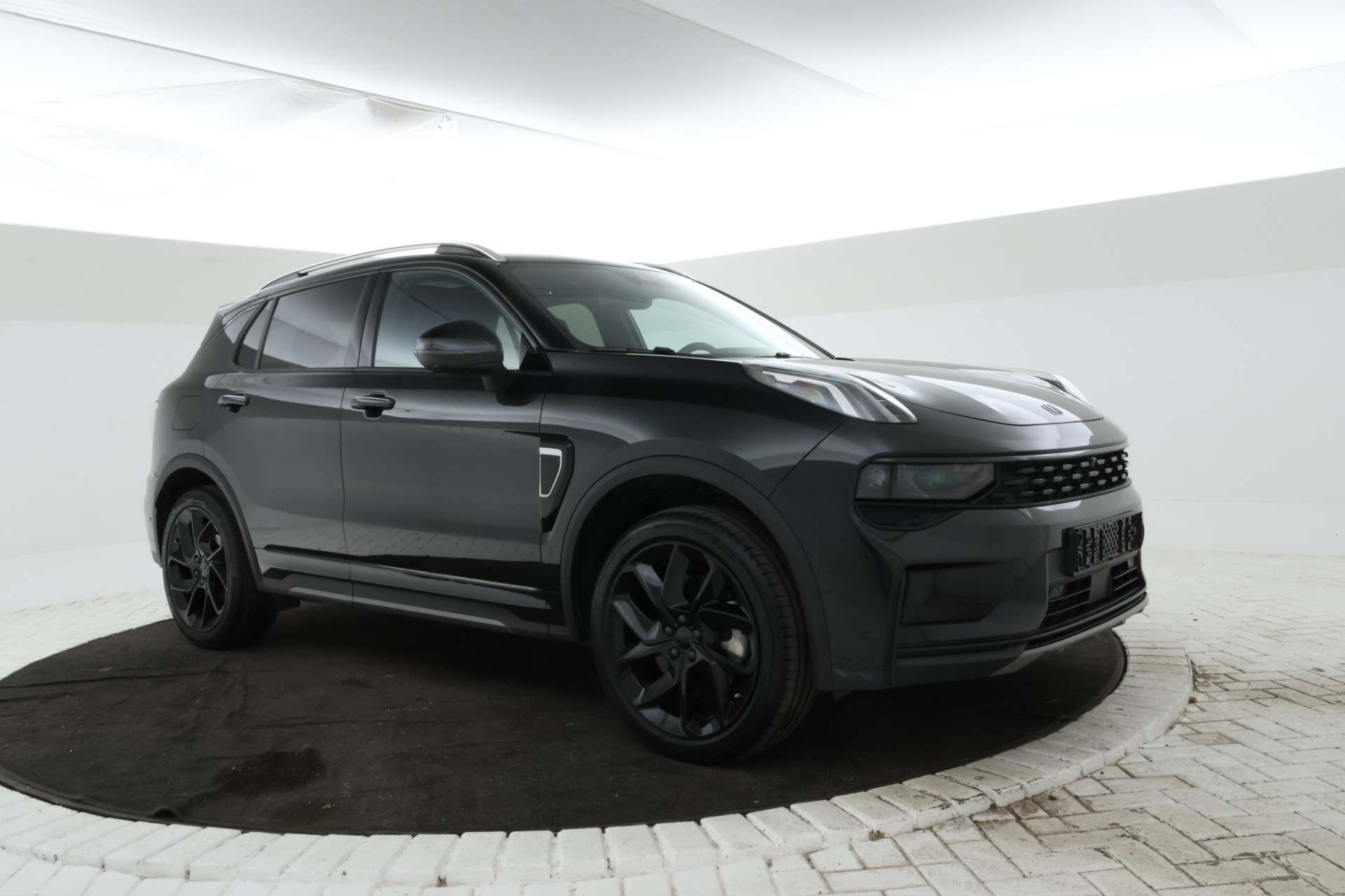 Foto van Lynk&co LYNK & Co 01