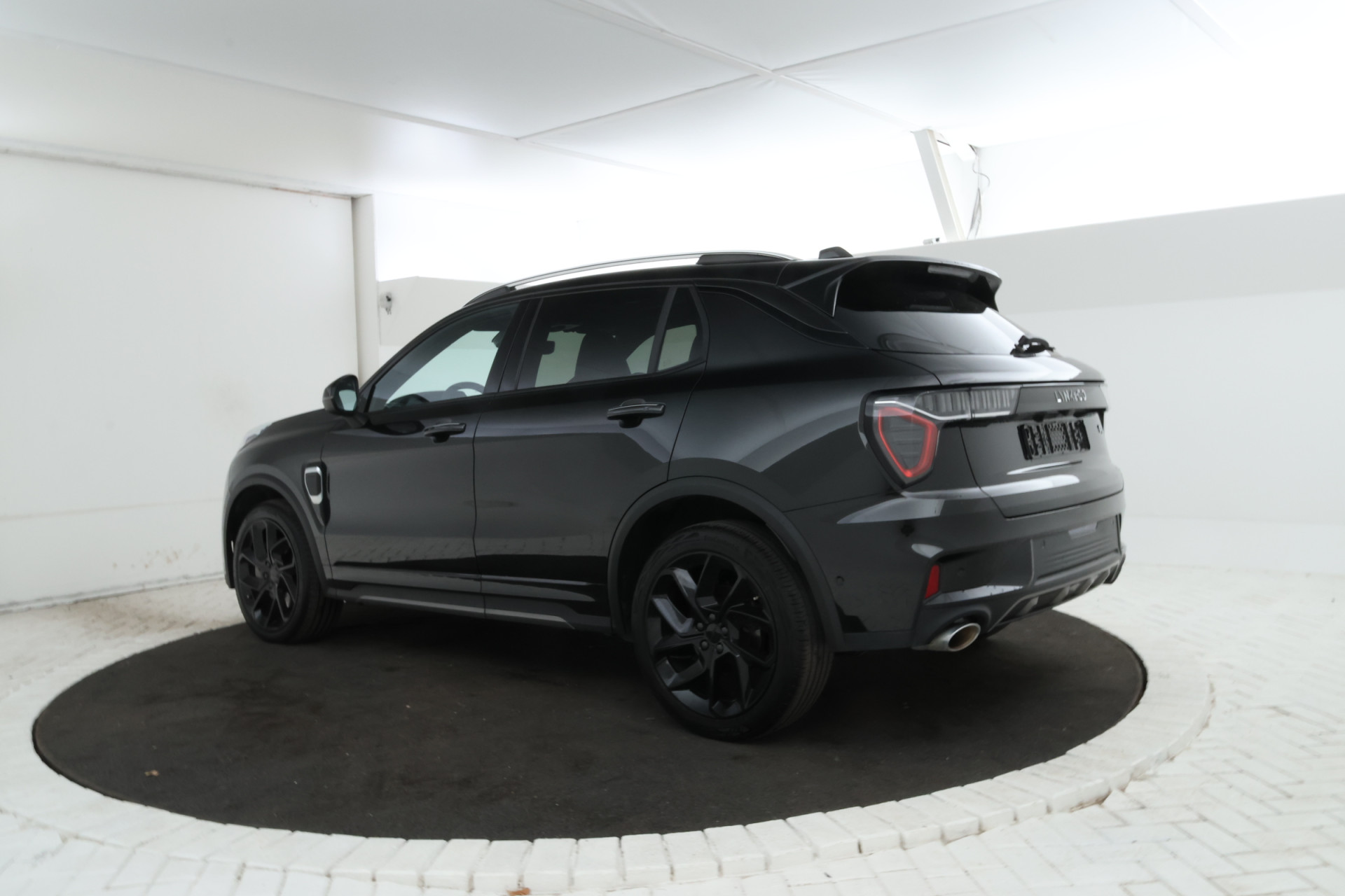 Foto van Lynk&co LYNK & Co 01
