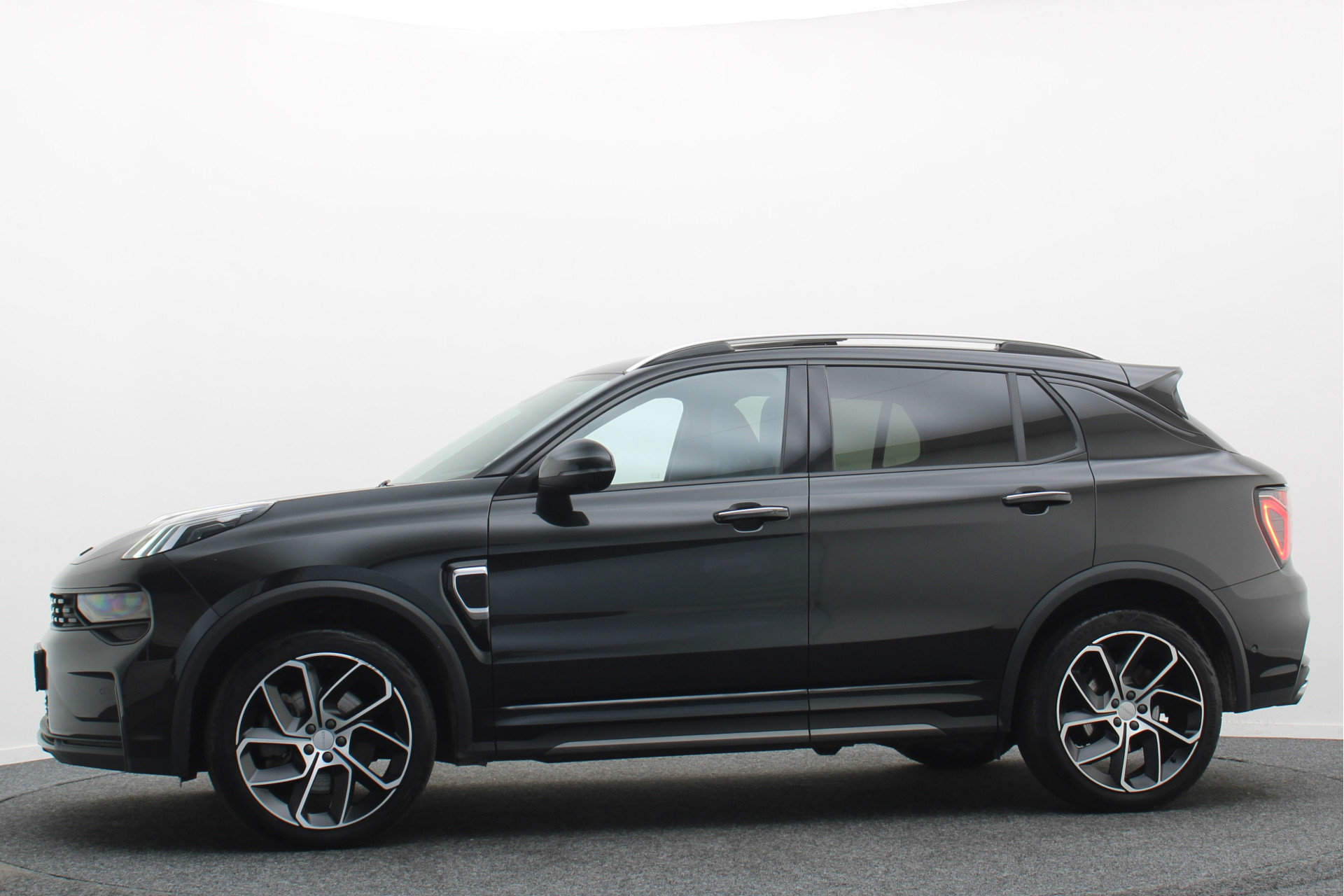 Foto van Lynk&co LYNK & Co 01