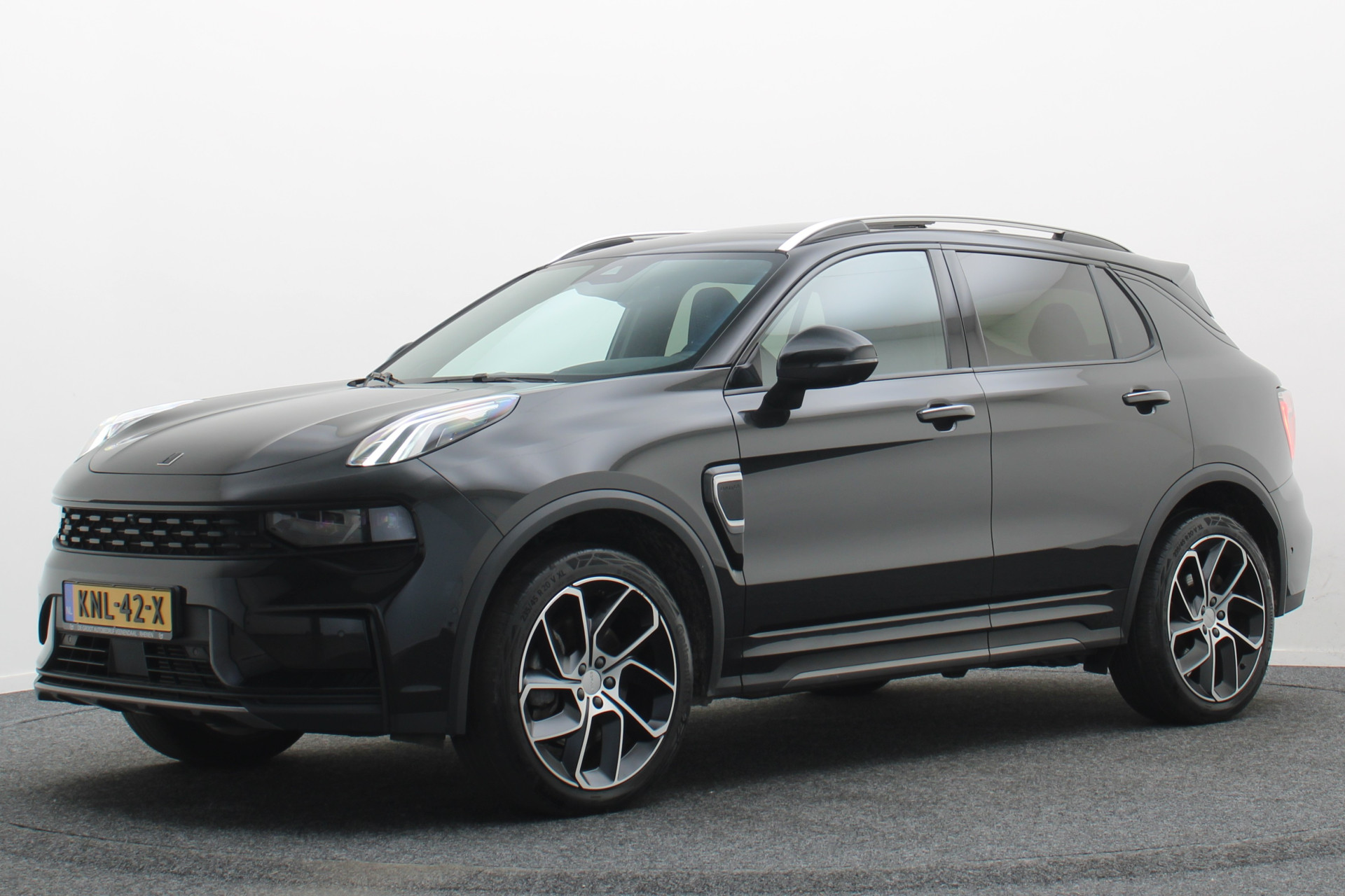 Foto van Lynk&co LYNK & Co 01