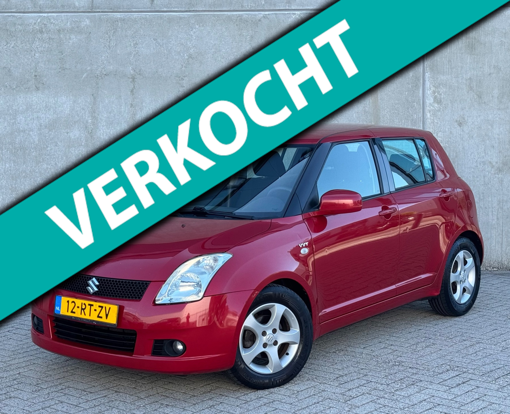 Suzuki Swift 1.5 Exclusive 5D AUT 2005 Rood AIRCO|NAP|NW APK 2005 - voorkant