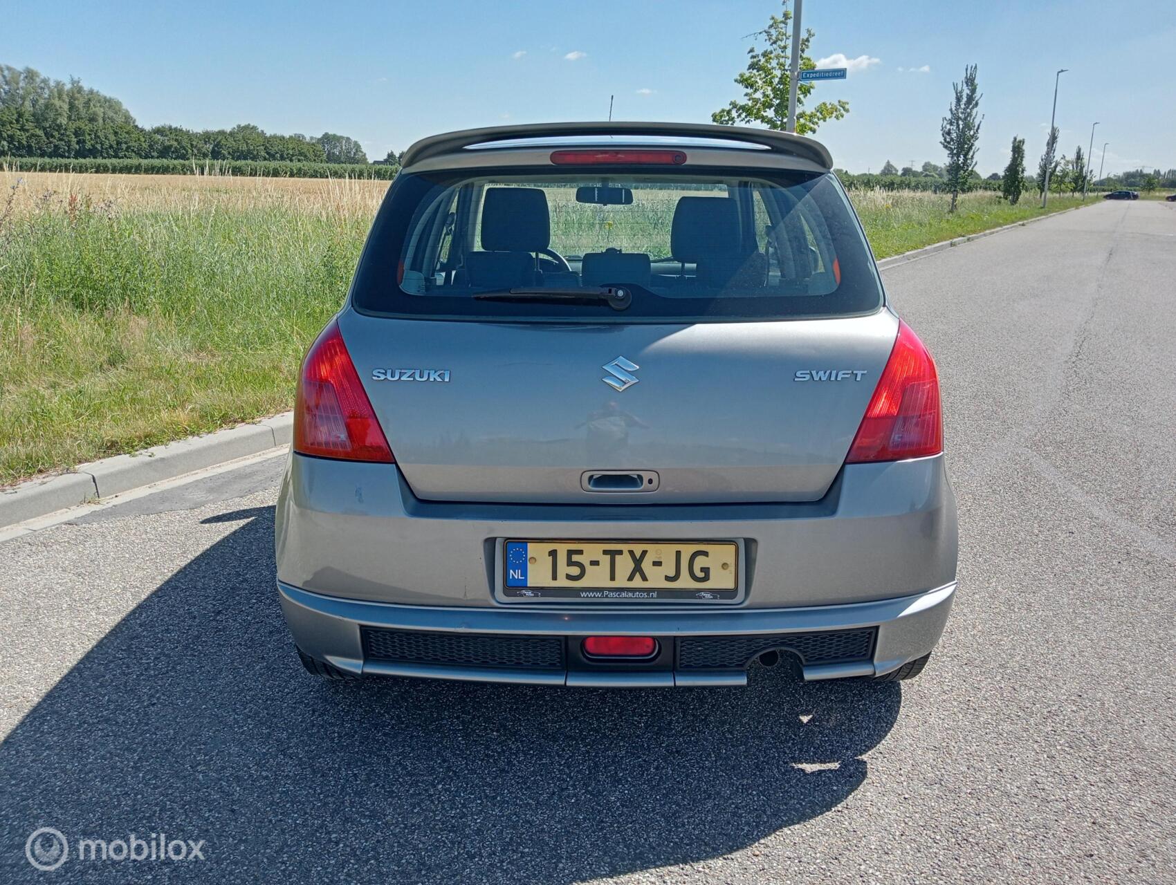 Foto van Suzuki Swift