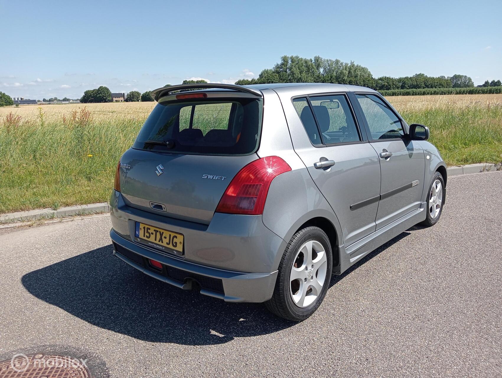 Foto van Suzuki Swift