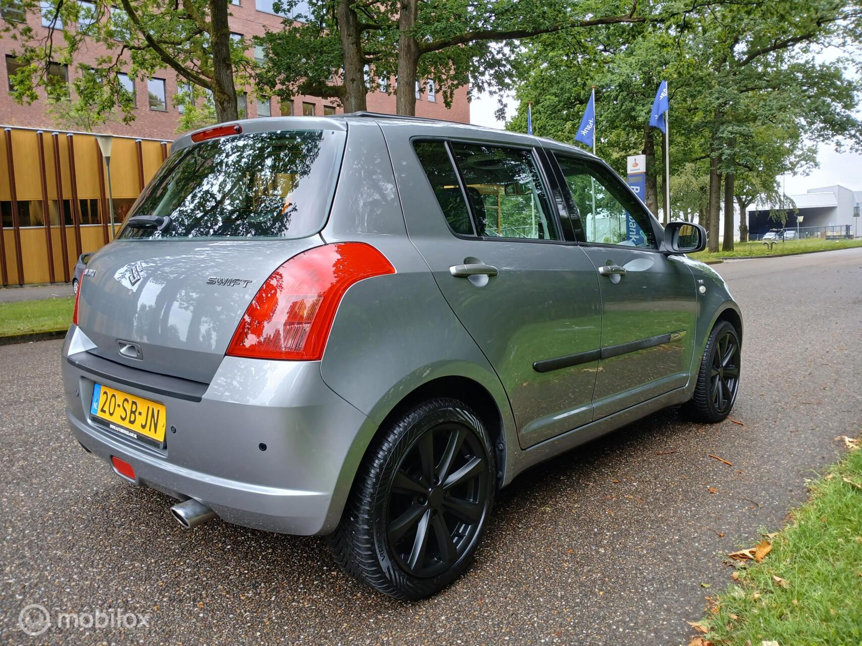 Foto van Suzuki Swift