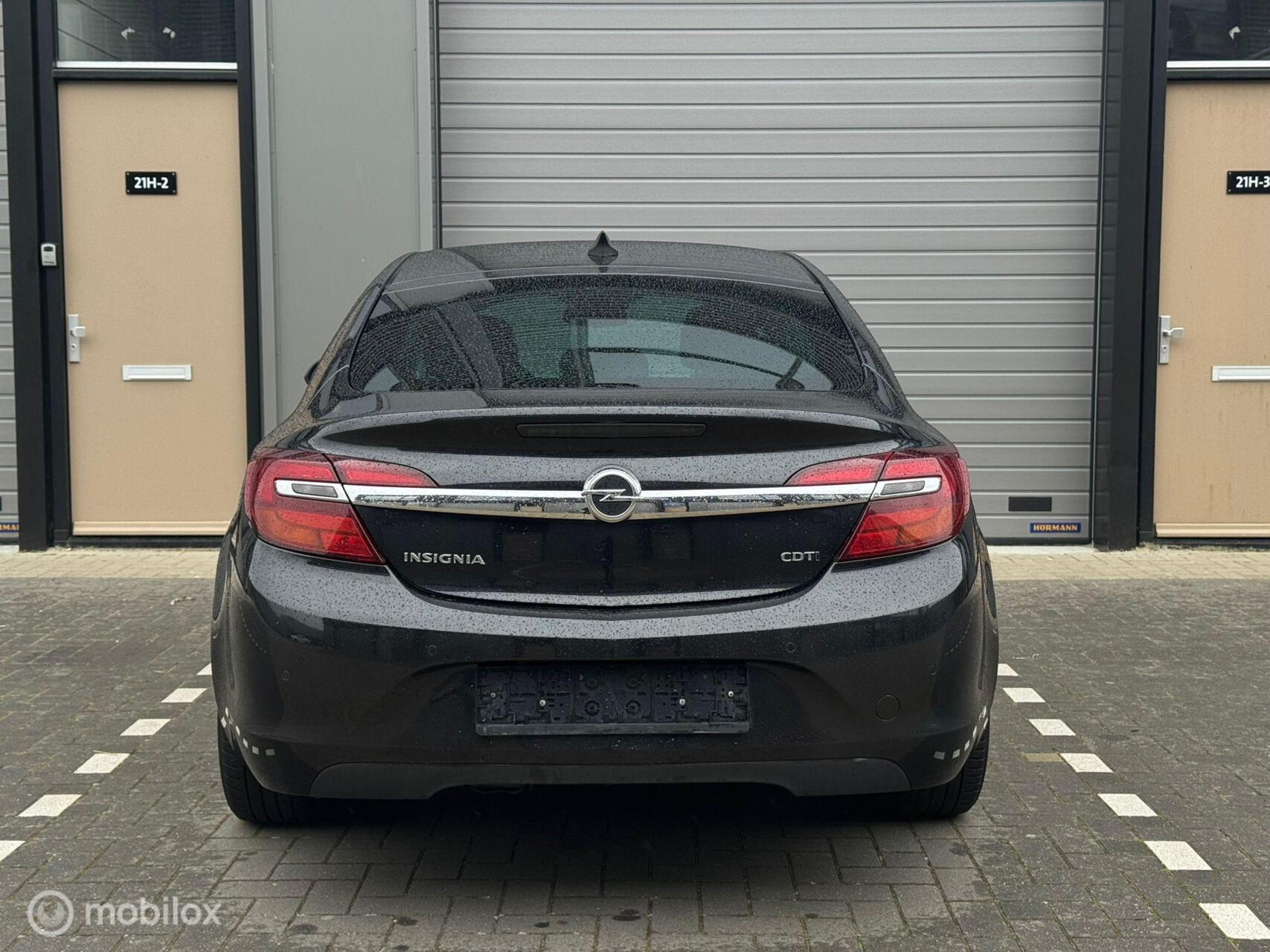 Foto van Opel Insignia Limousine HB