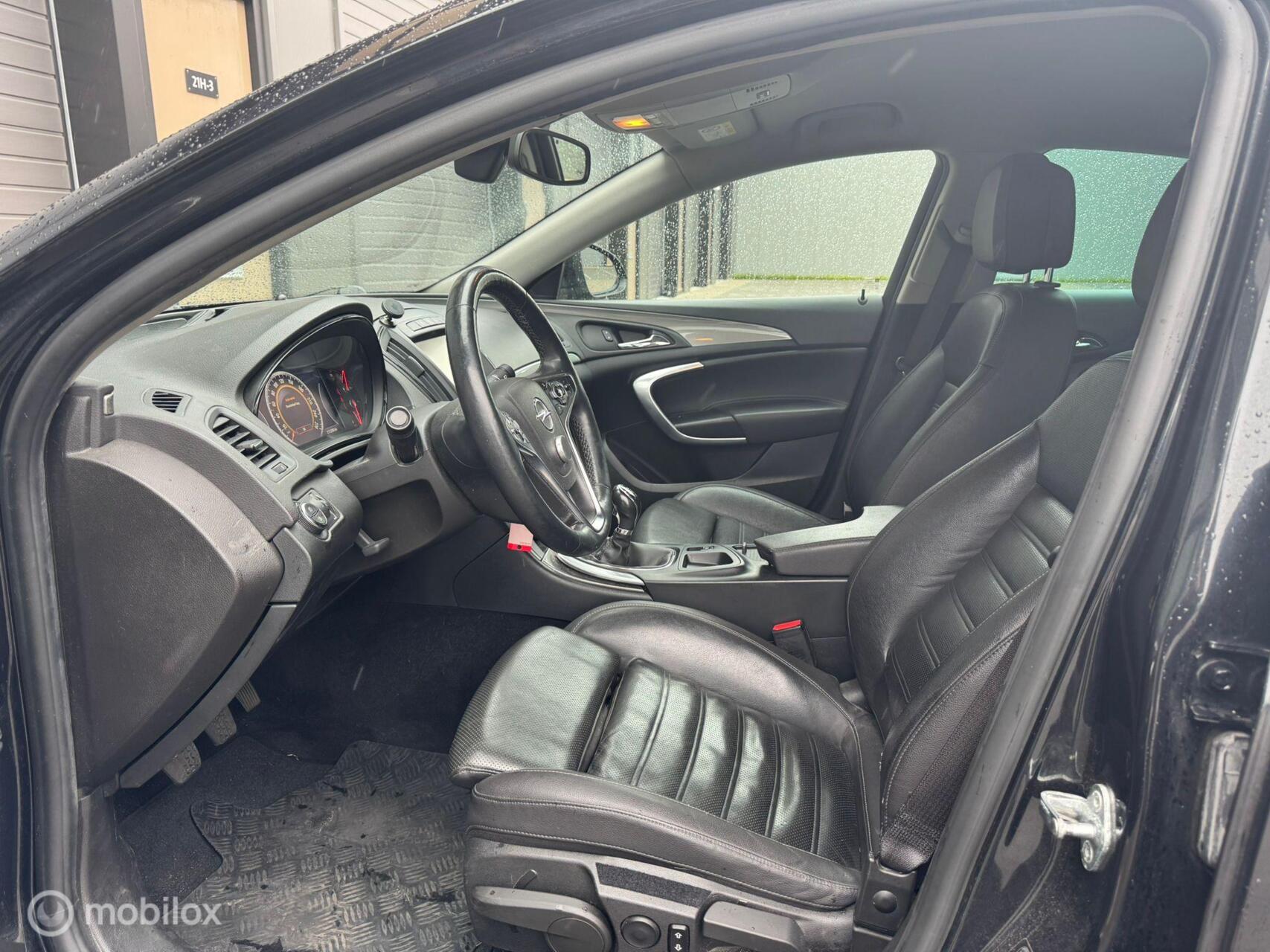 Foto van Opel Insignia Limousine HB