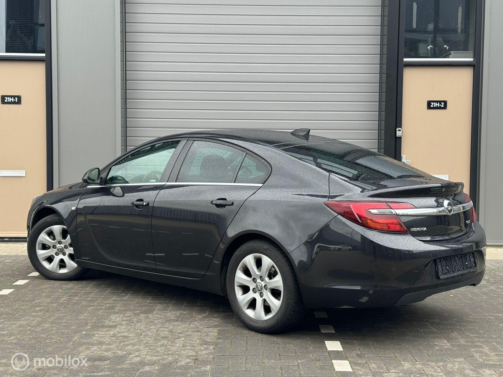 Foto van Opel Insignia Limousine HB