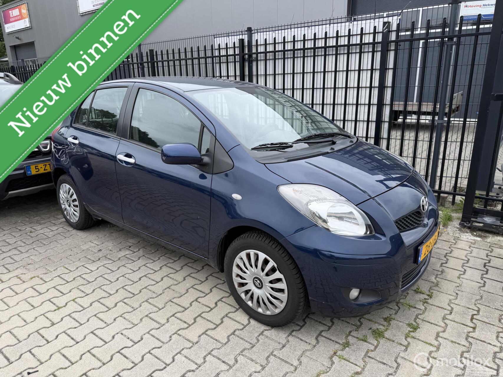 Toyota Toyota Yaris 1.3 VVTi Aspiration automaat defect clima 2010 - voorkant