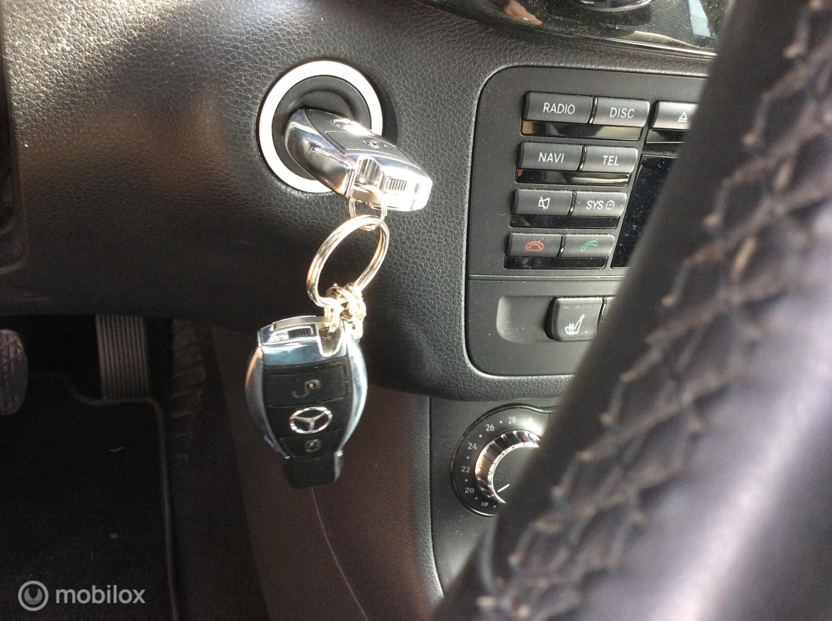 Foto van Mercedes-Benz B 180