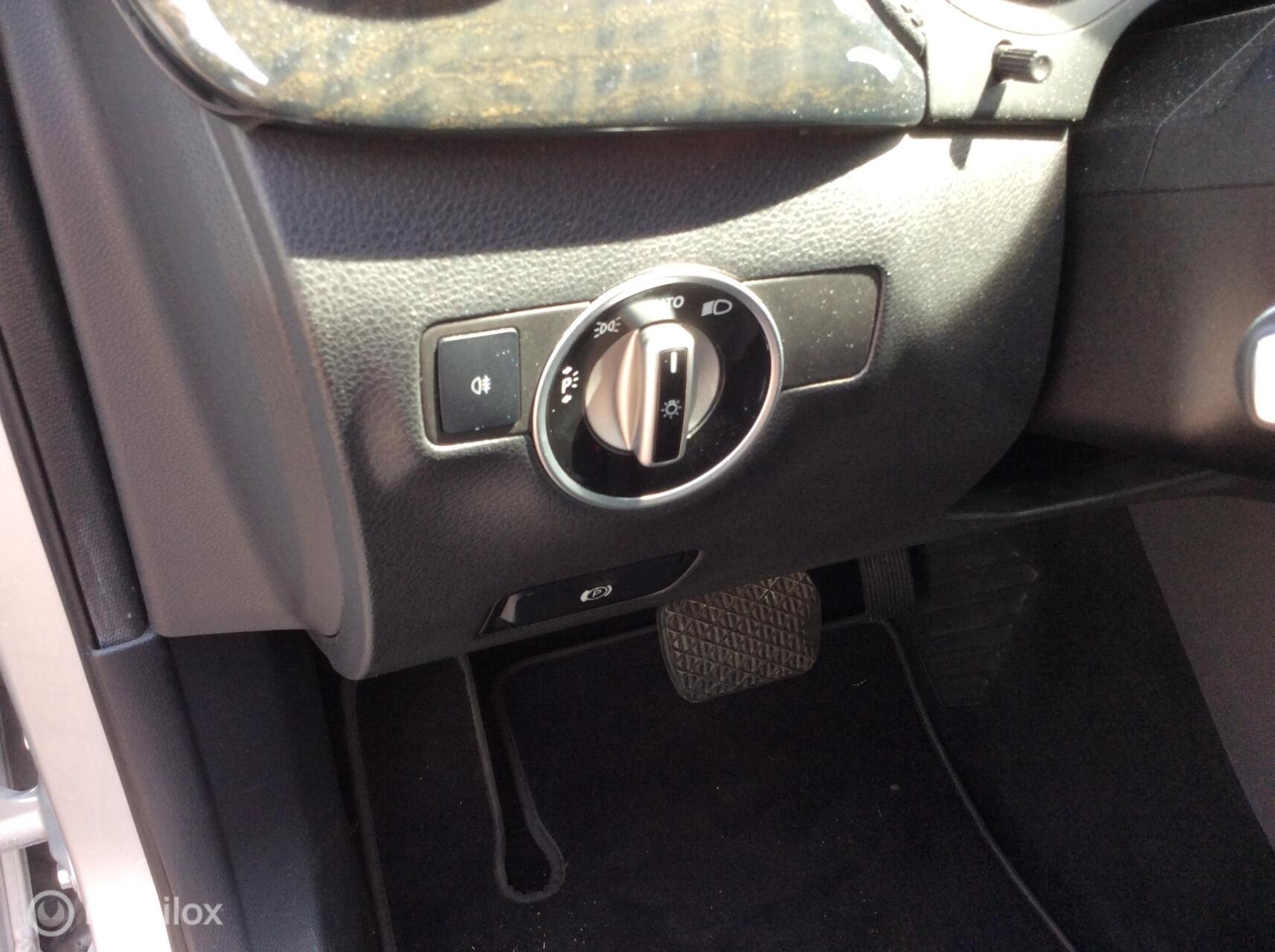 Foto van Mercedes-Benz B 180