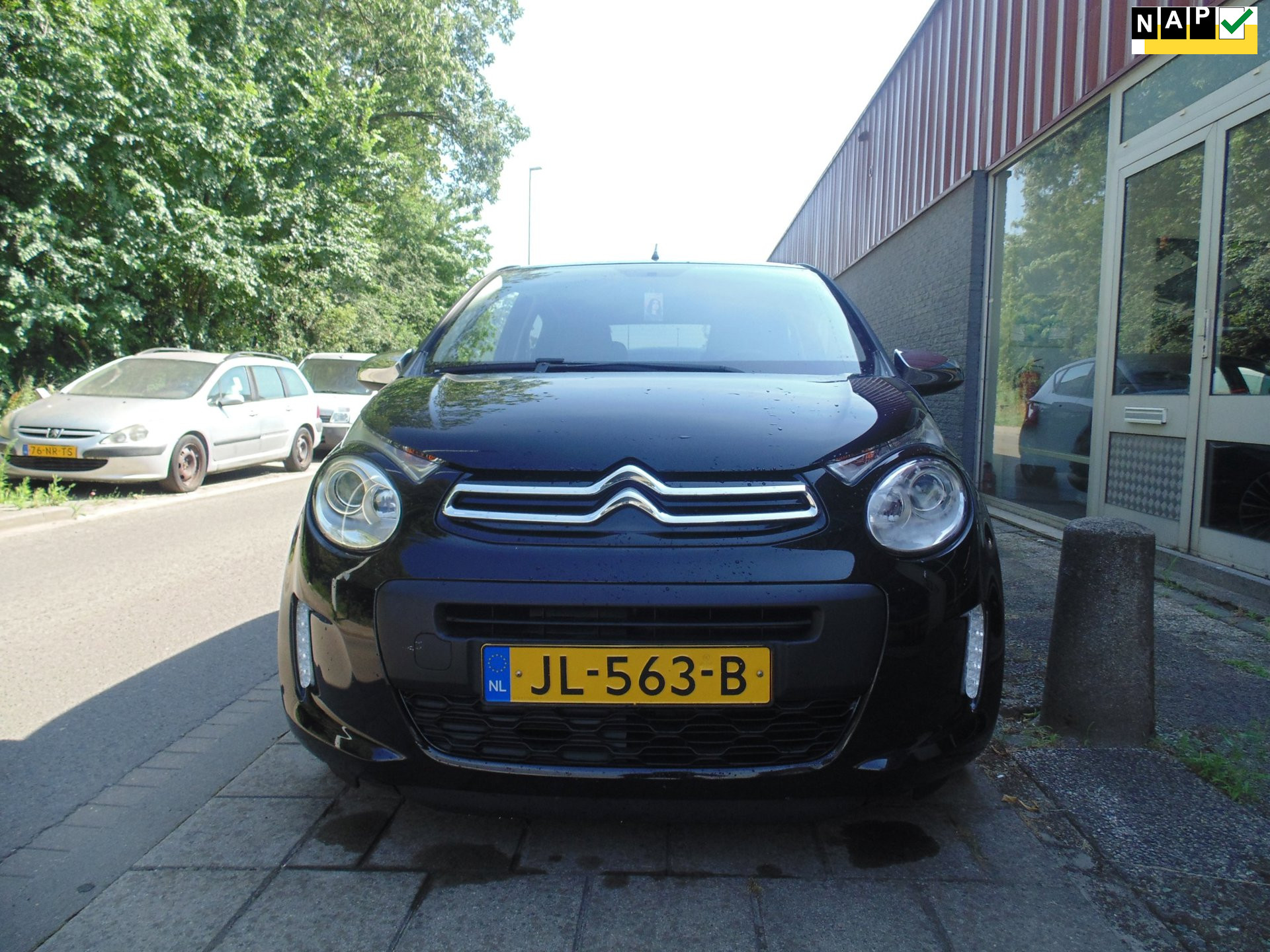 Citroen C1 1.0 e-VTi Style Edition MET AIRCO NAVI KM 93500 2016 - voorkant