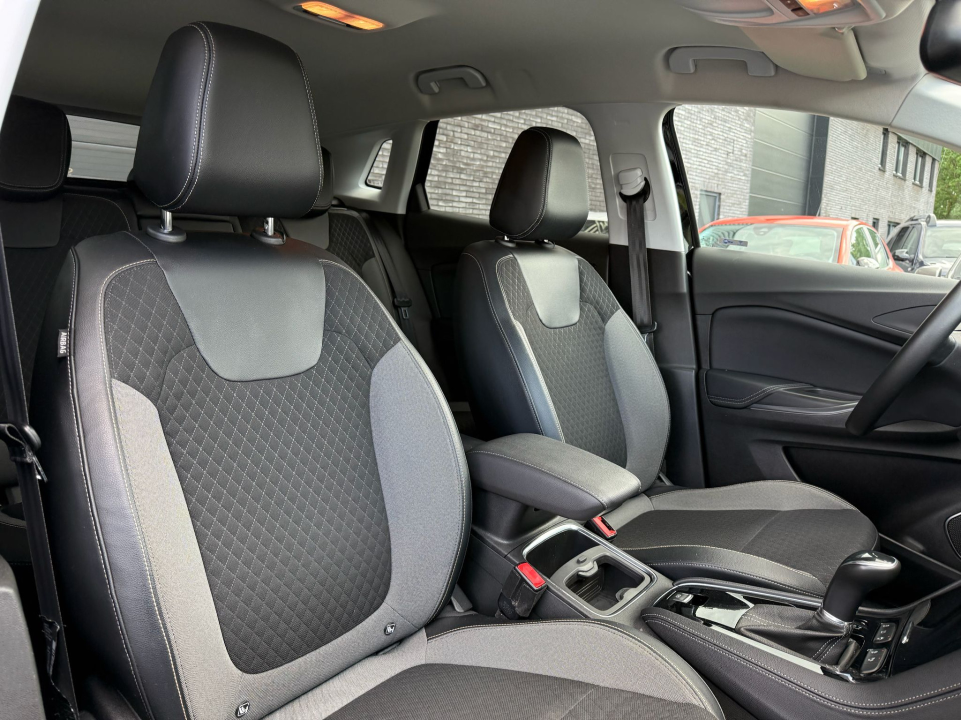 Foto van Opel Grandland
