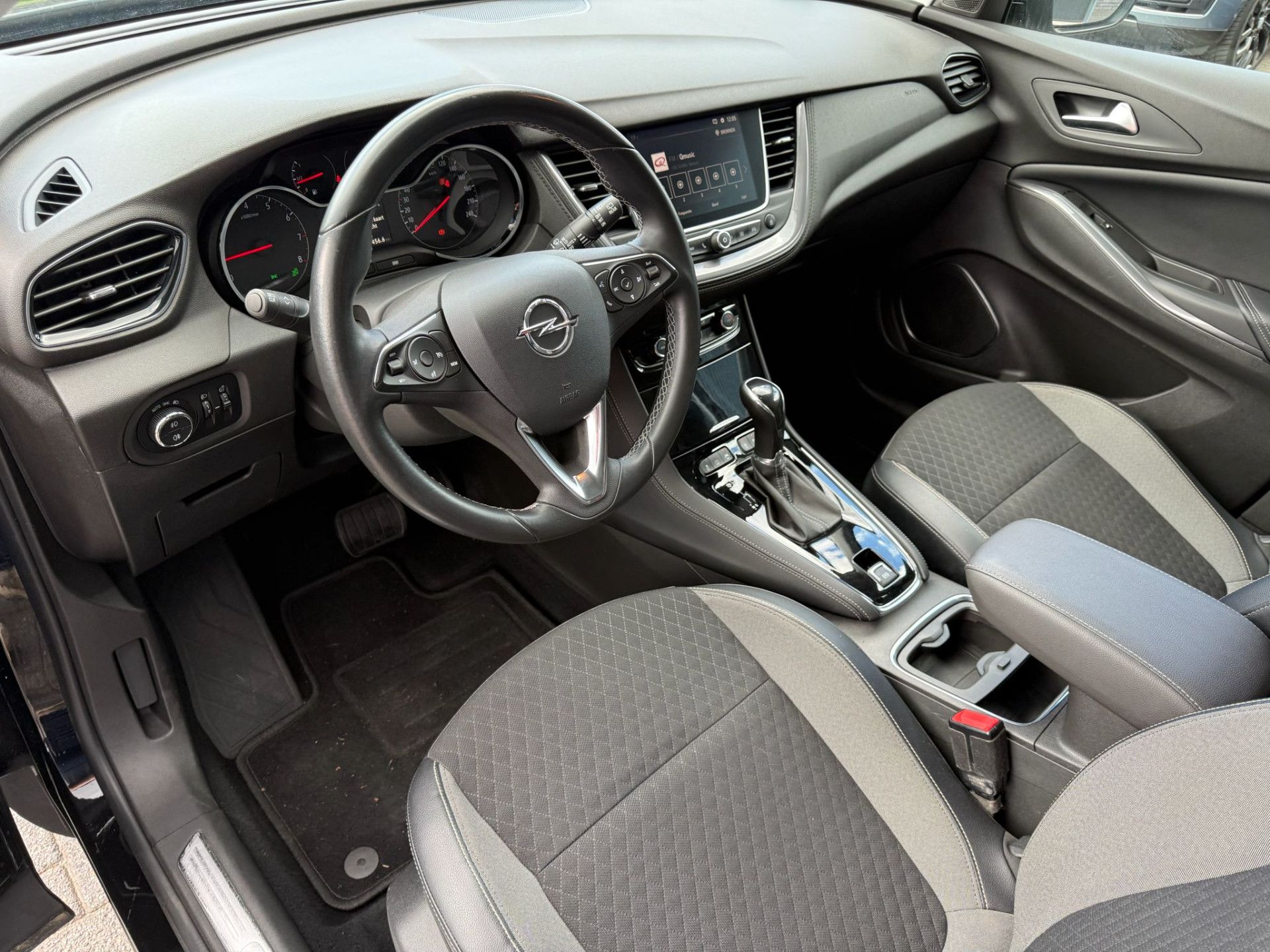 Foto van Opel Grandland