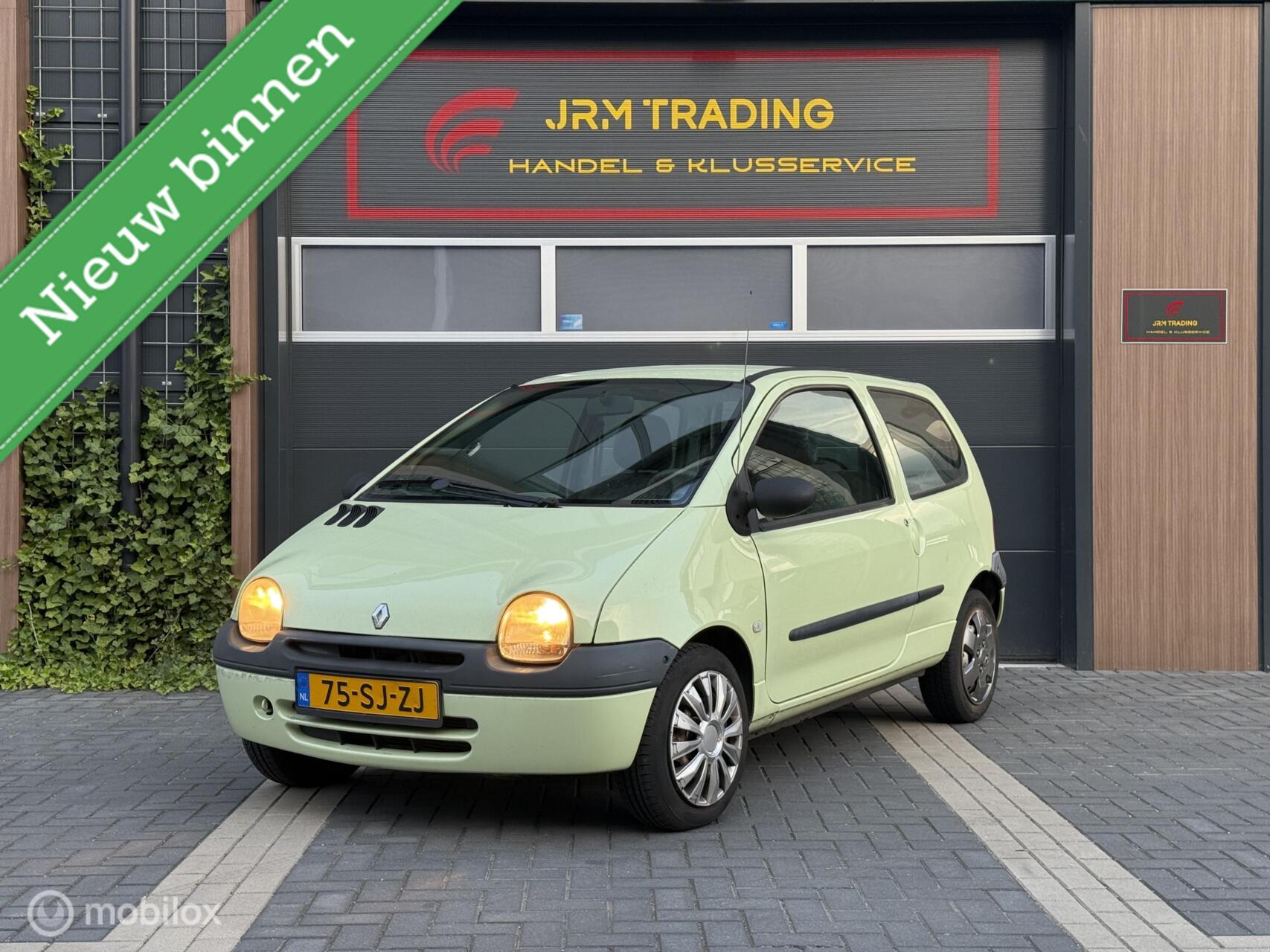Renault Twingo 1.2 Emotion NAP AIRCO 2006 - voorkant