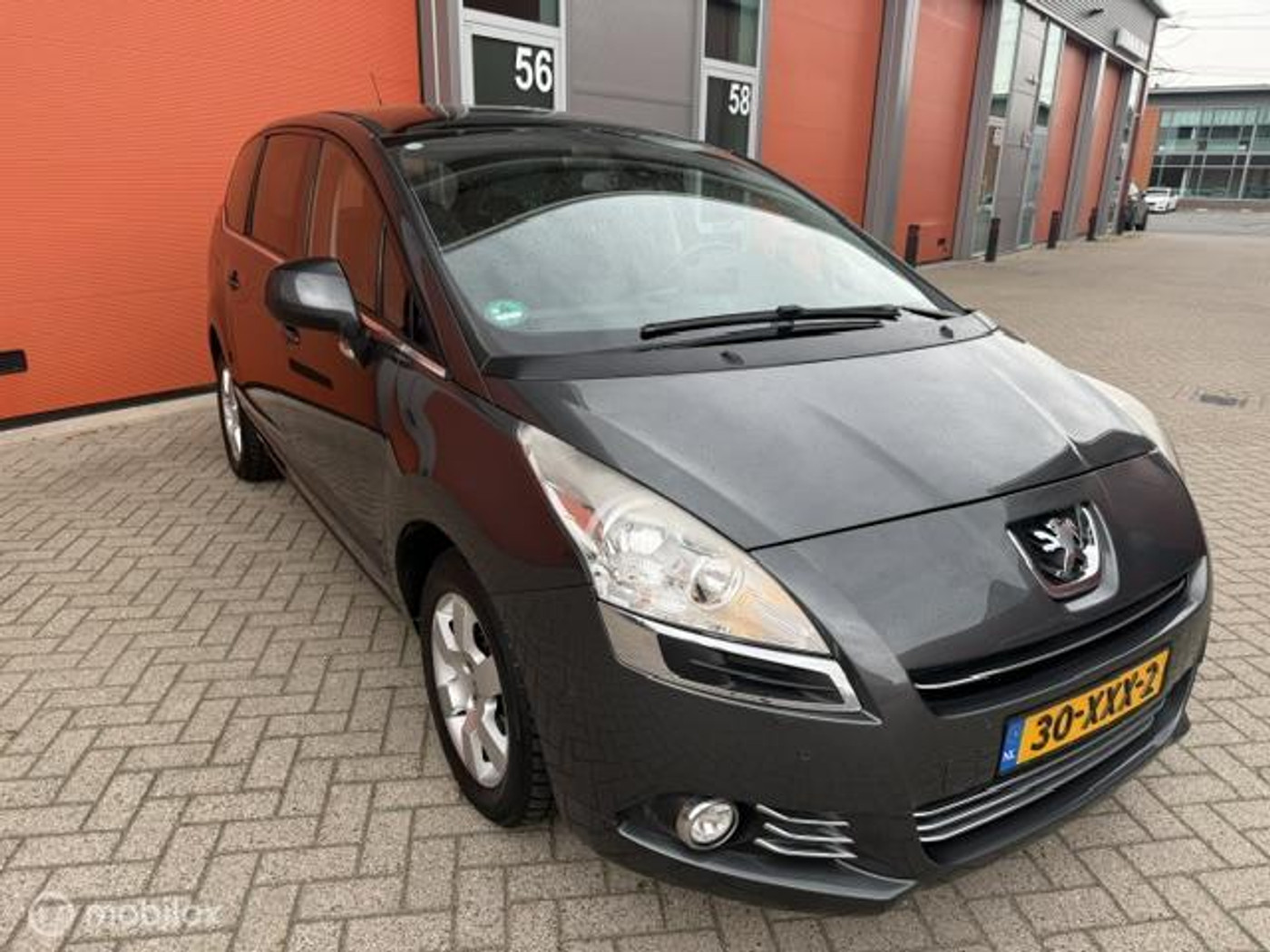 Foto van Peugeot 5008
