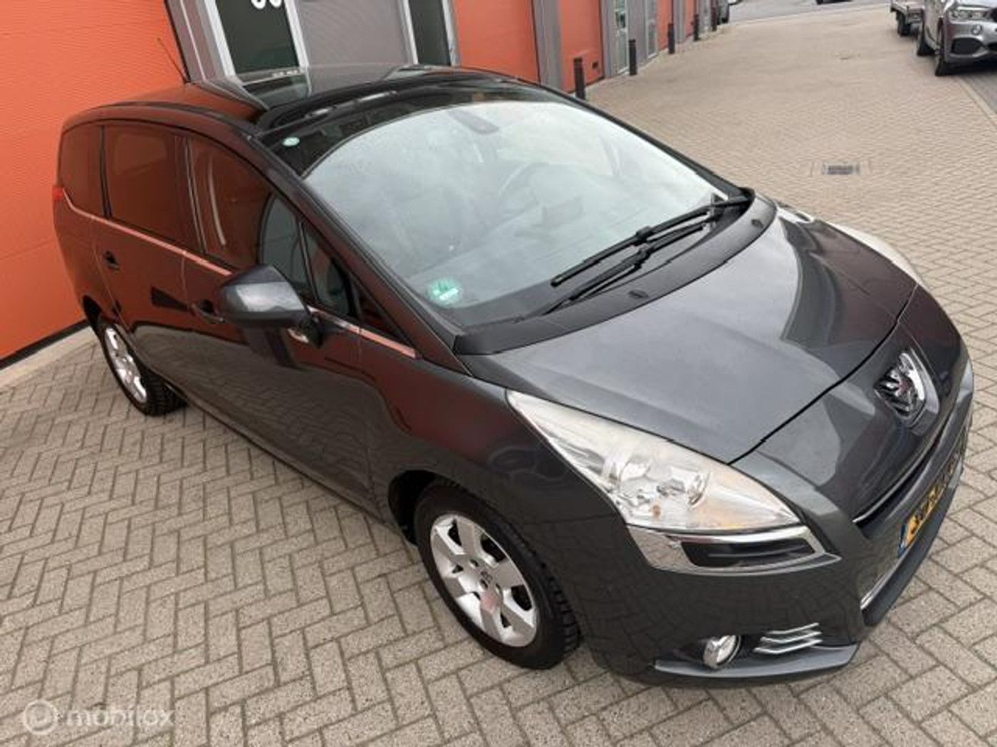 Foto van Peugeot 5008