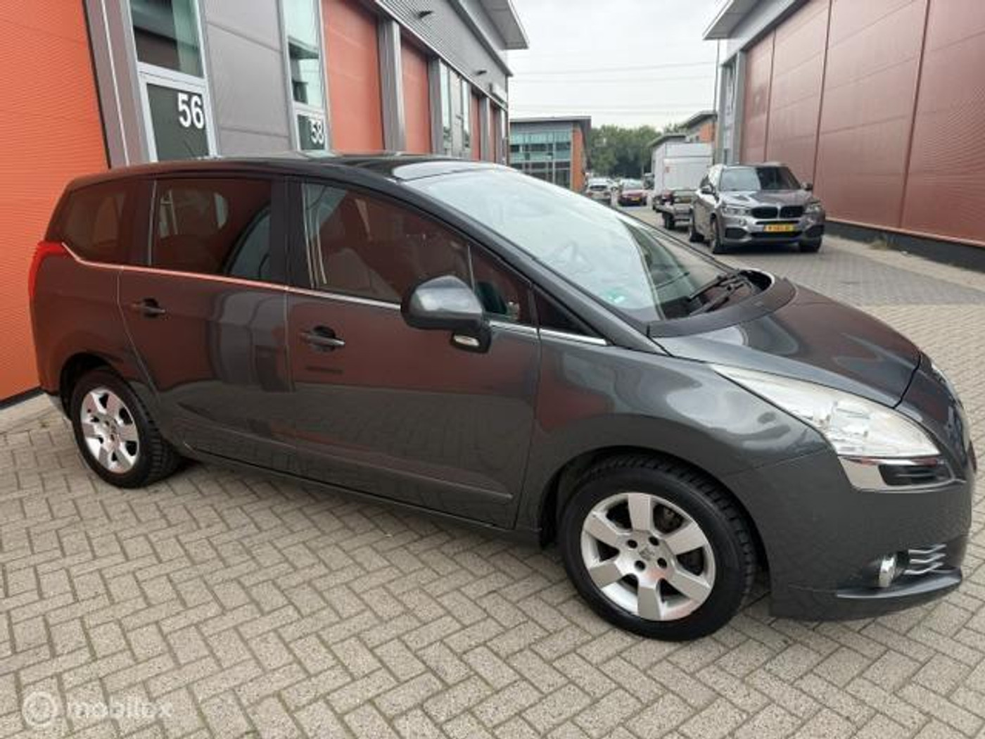 Foto van Peugeot 5008