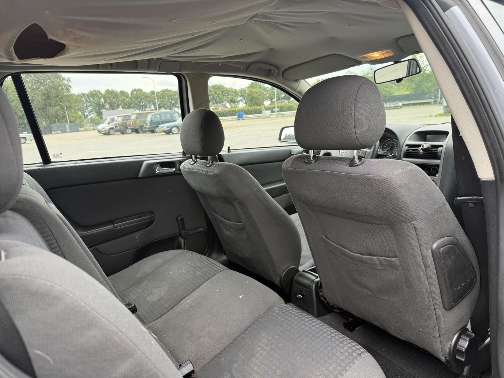 Foto van Opel Astra-g-caravan