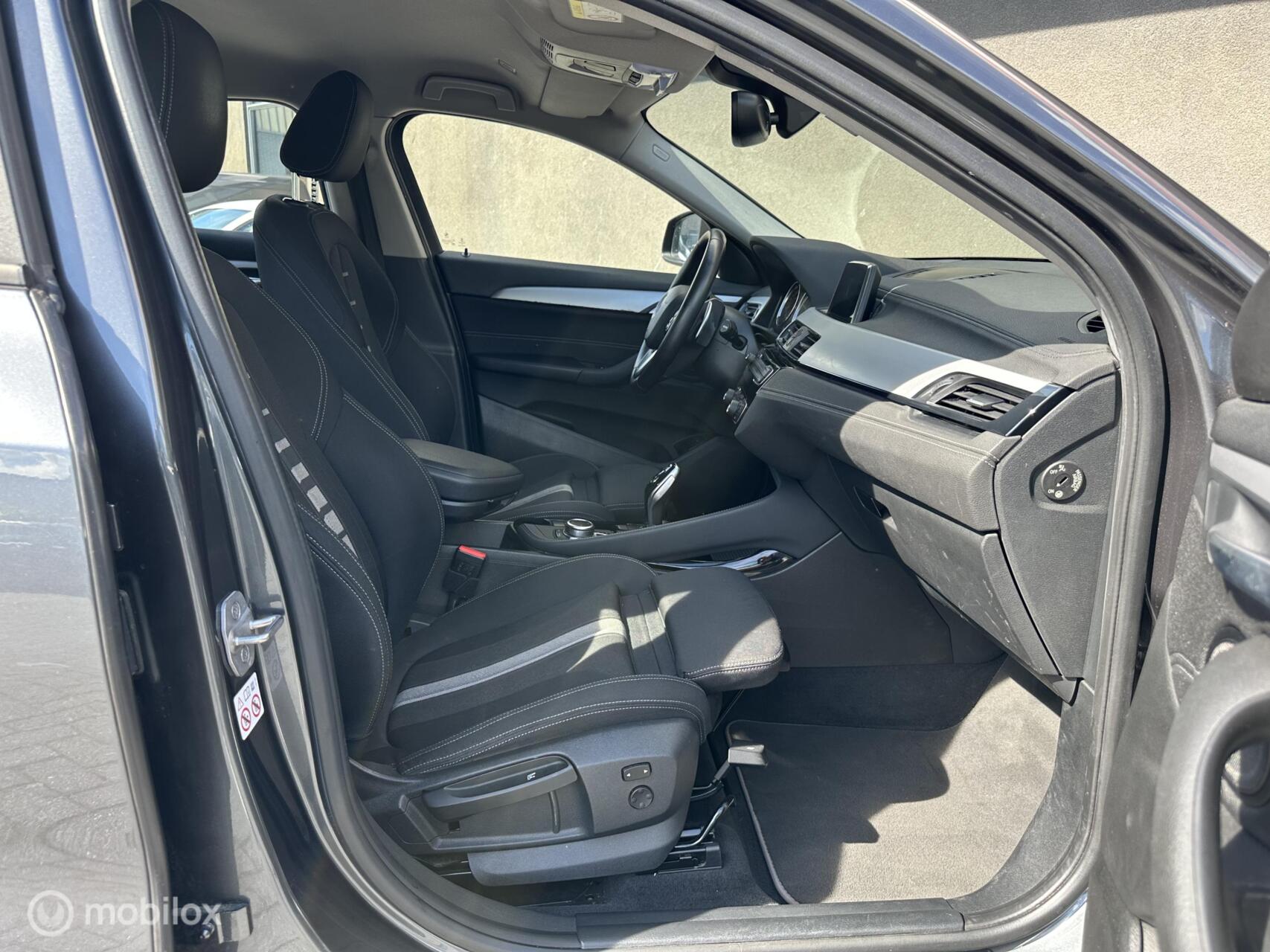 Foto van BMW X2 Sdrive20i