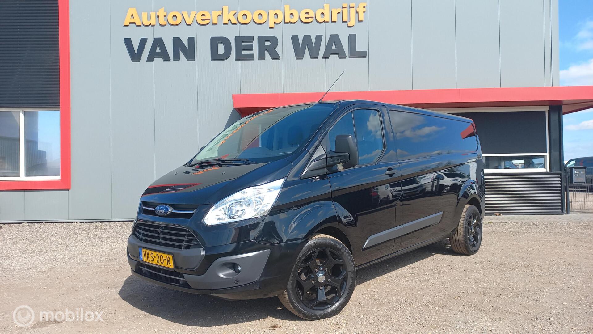 Ford Transit Custom 290 2.0 TDCI L2H1/AIRCO/CRUISECONTROL/NAVIGATIE 2018 - voorkant