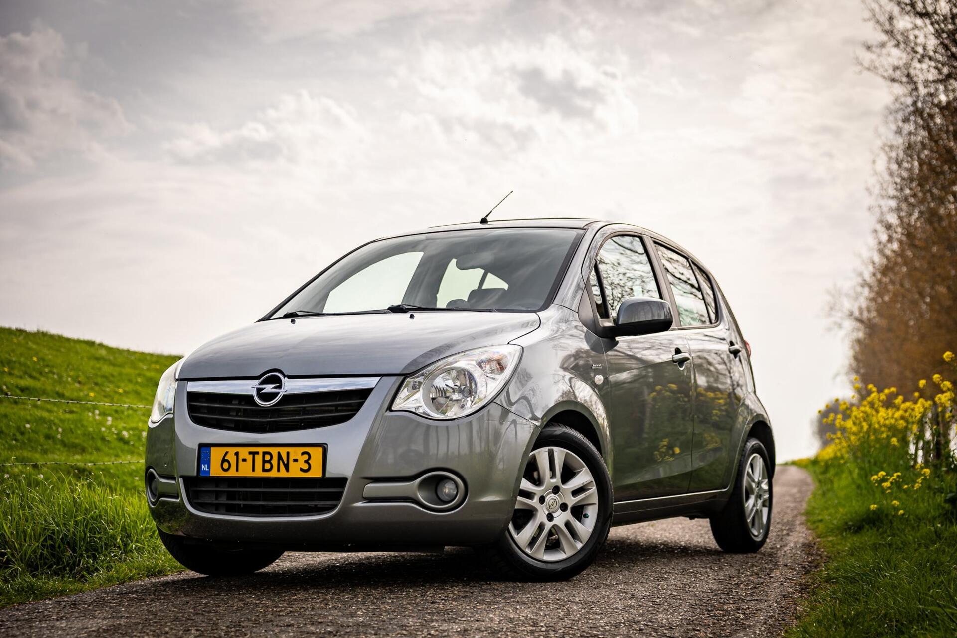 Foto van Opel Agila