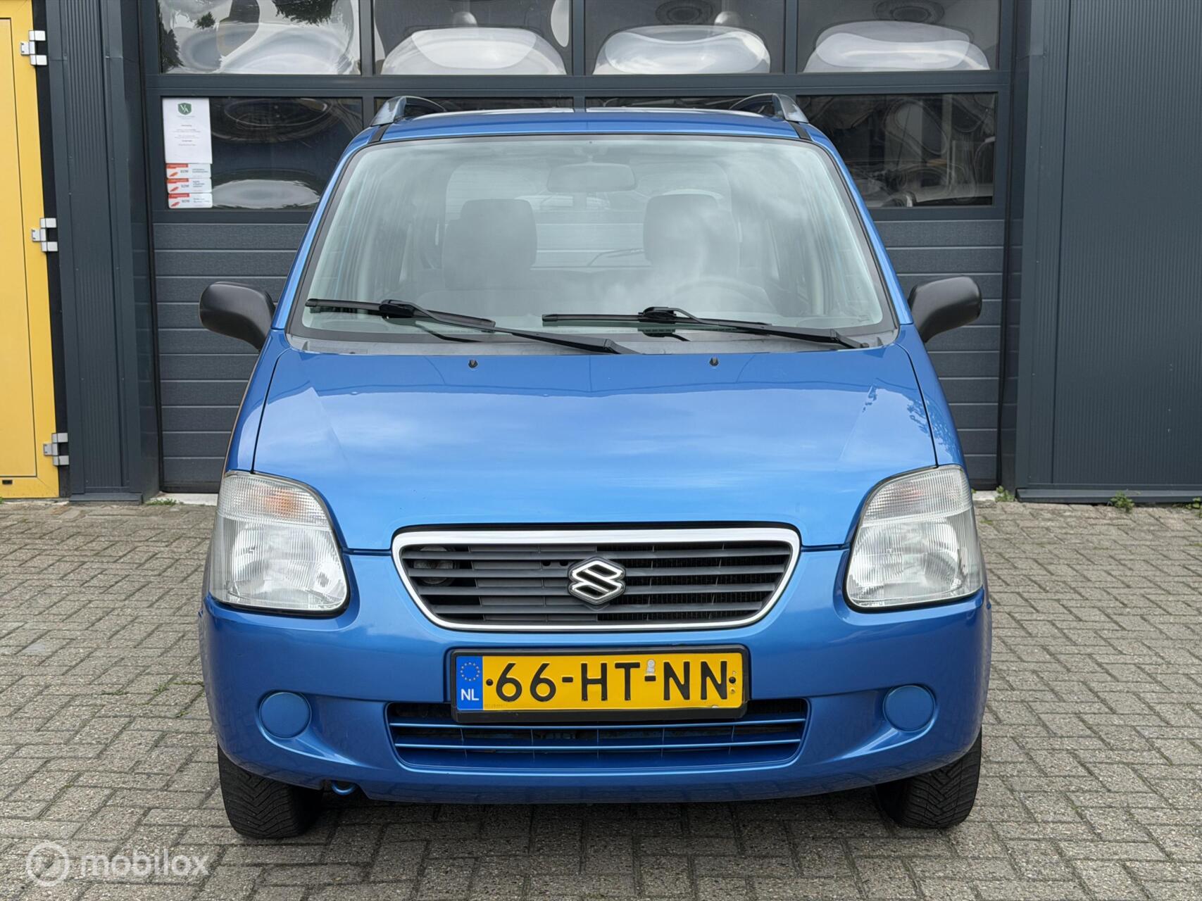 Foto van Suzuki Wagon R