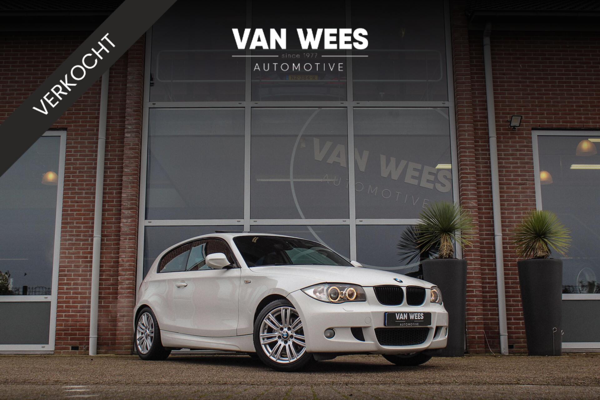 BMW 118i 118i High Executive Edition M-sport | M-pakket | Facelift | NL auto | Shadow Line | 17 inch | Hi-Fi audio | Xenon | Dakraam | Cruise control | PDC | Climate control | Origineel 2010 - voorkant