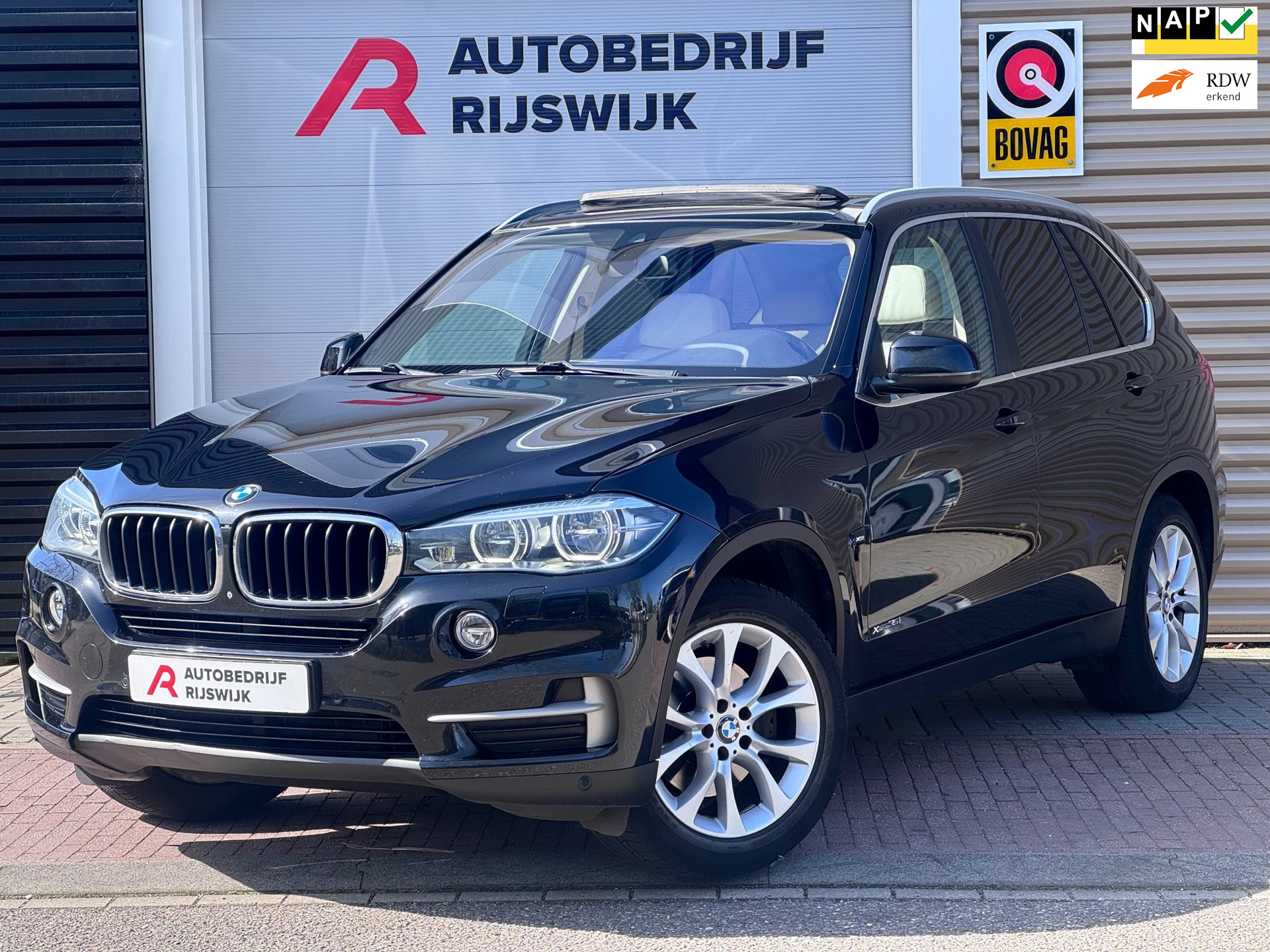BMW X5 Xdrive35i XDrive35i High Executive Pano/Softclose/360/Memory 2014 - voorkant