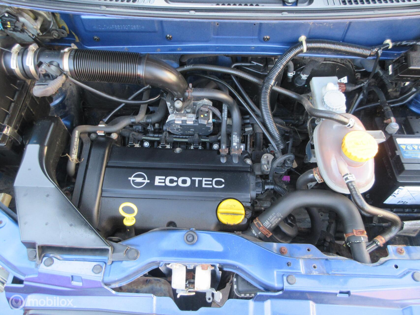 Foto van Opel Agila